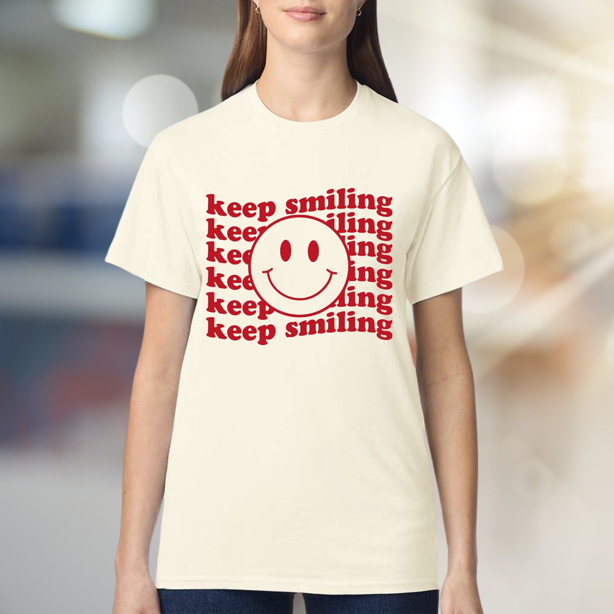 "keep smiling" Retro Smiley Face Graphic Tee, a Positive Vibe Pick for Everyone