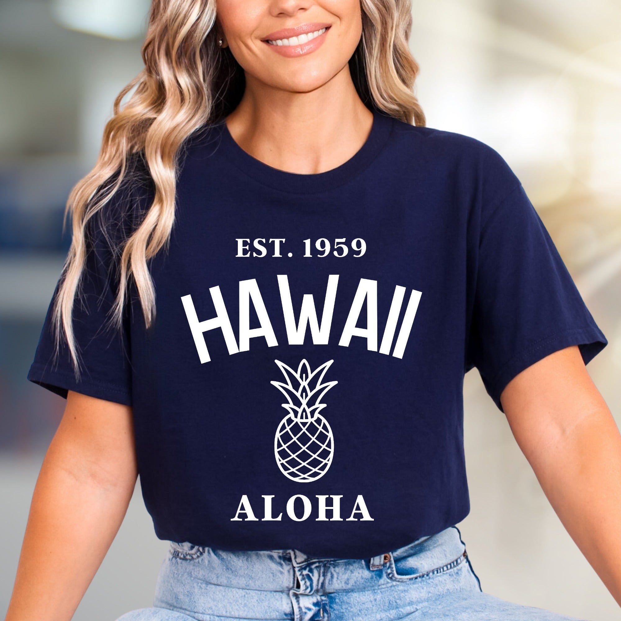 "EST. 1959 HAWAII ALOHA" Pineapple Graphic Tee, a Tropical Vibe Pick for Beach Lovers