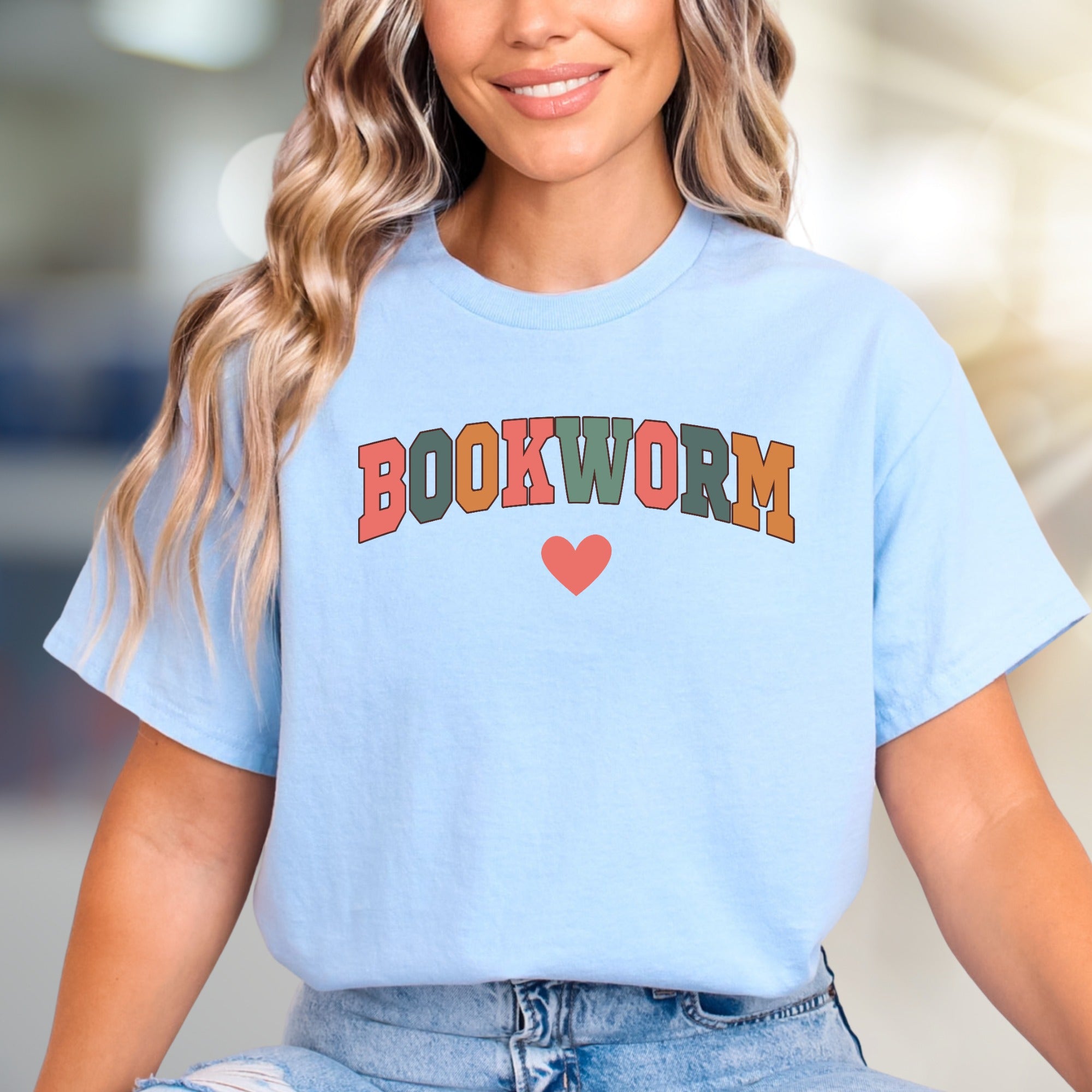 "BOOKWORM" Playful Arch Graphic Tee, a Literary Enthusiast's Everyday Style