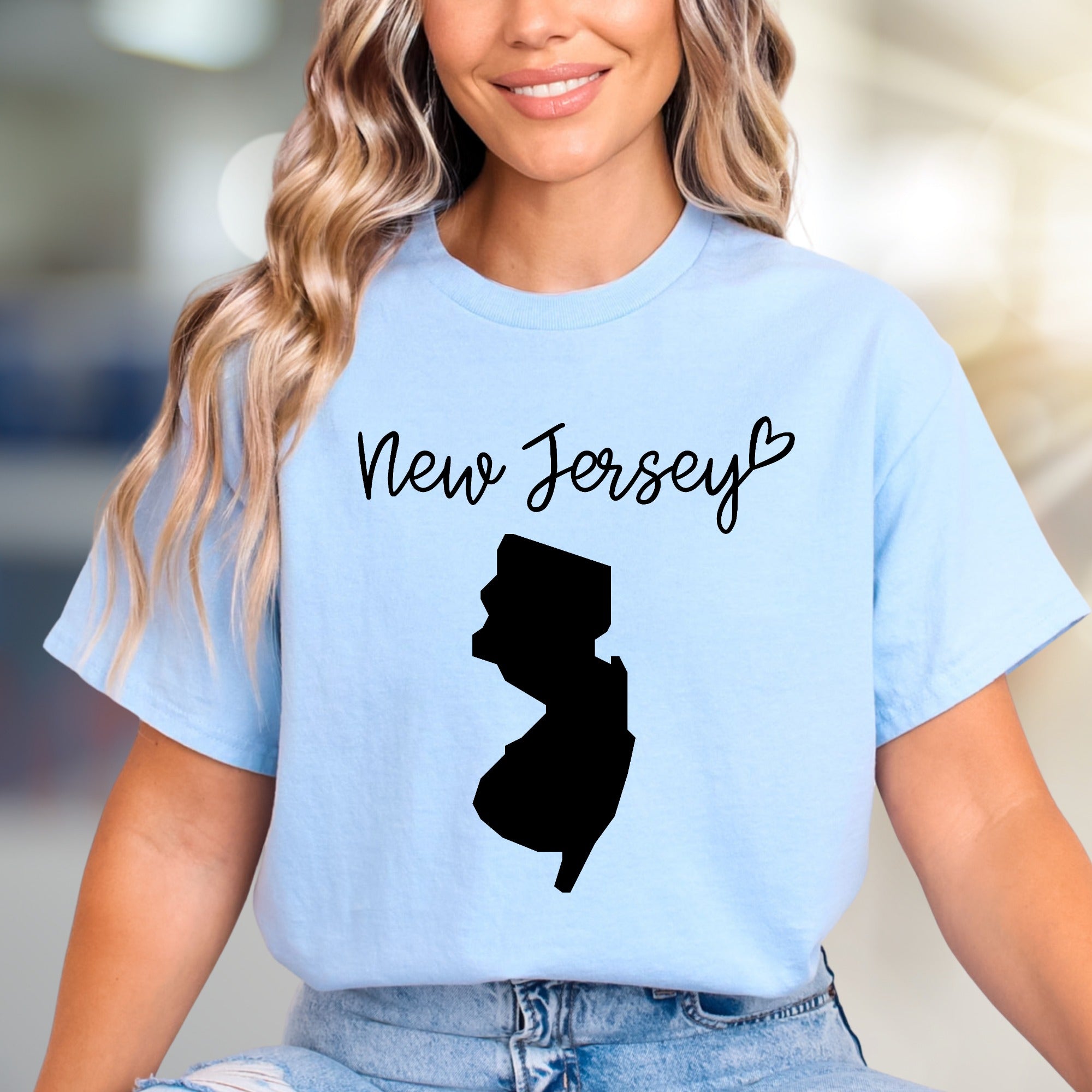 "New Jersey" State Outline Graphic Tee, a Hometown Pride Pick for Enthusiasts