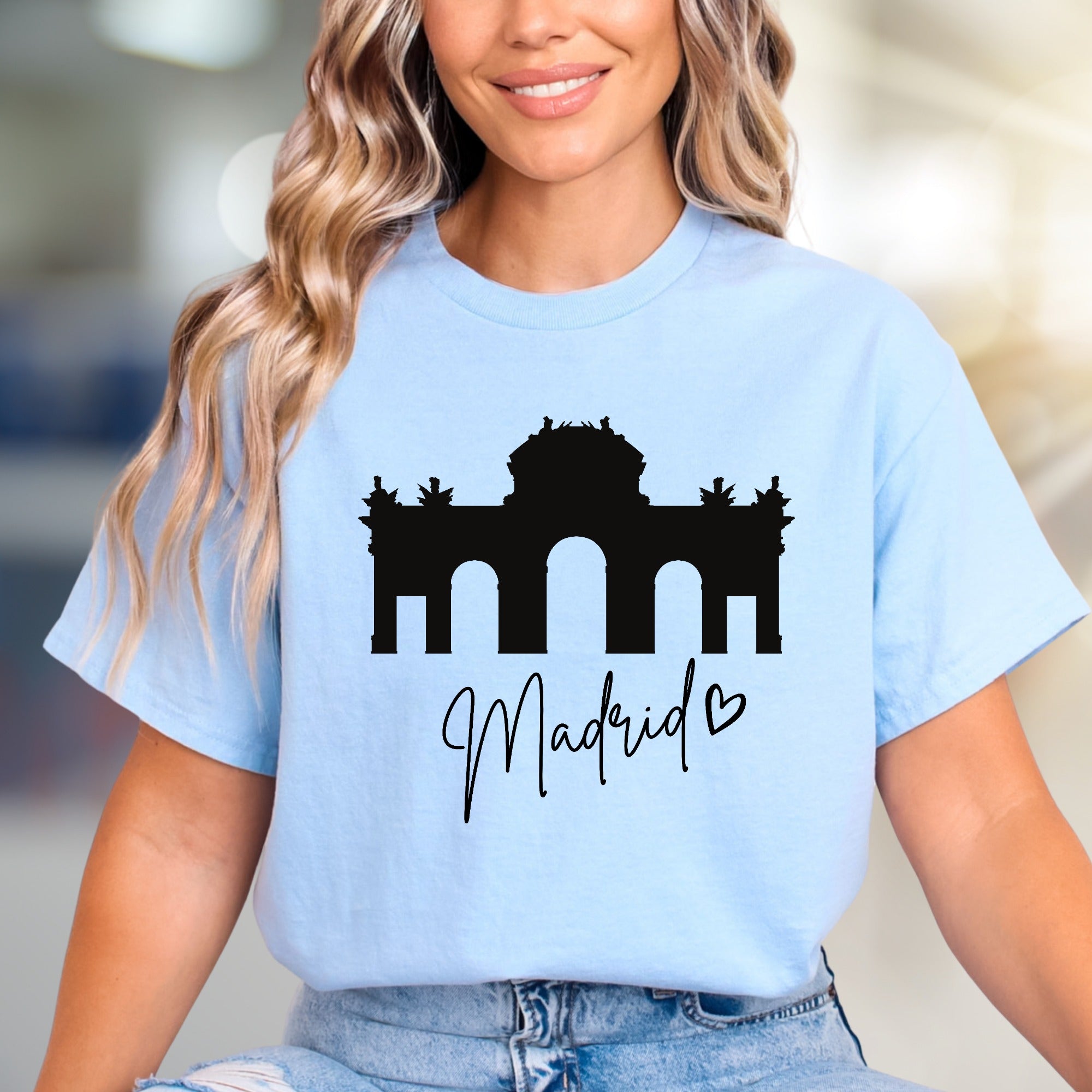 “Madrid ❤️” Cityscape Graphic Tee, A Travel Enthusiast's Souvenir