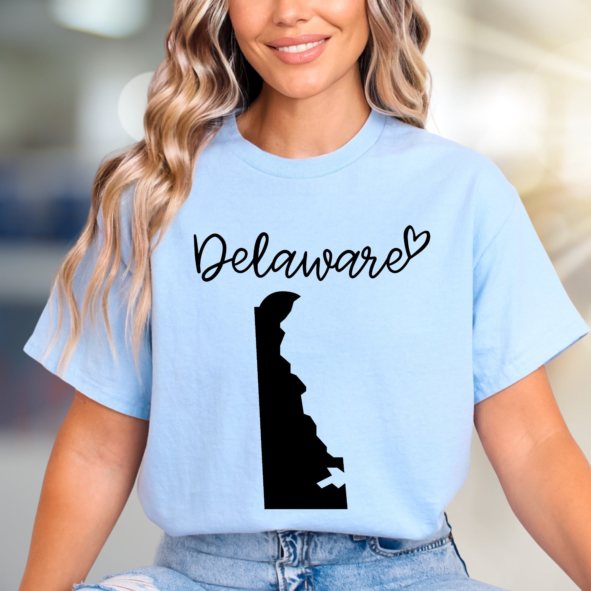 "Delaware" State Map Graphic Tee, a Hometown Pride Pick for Residents & Fans