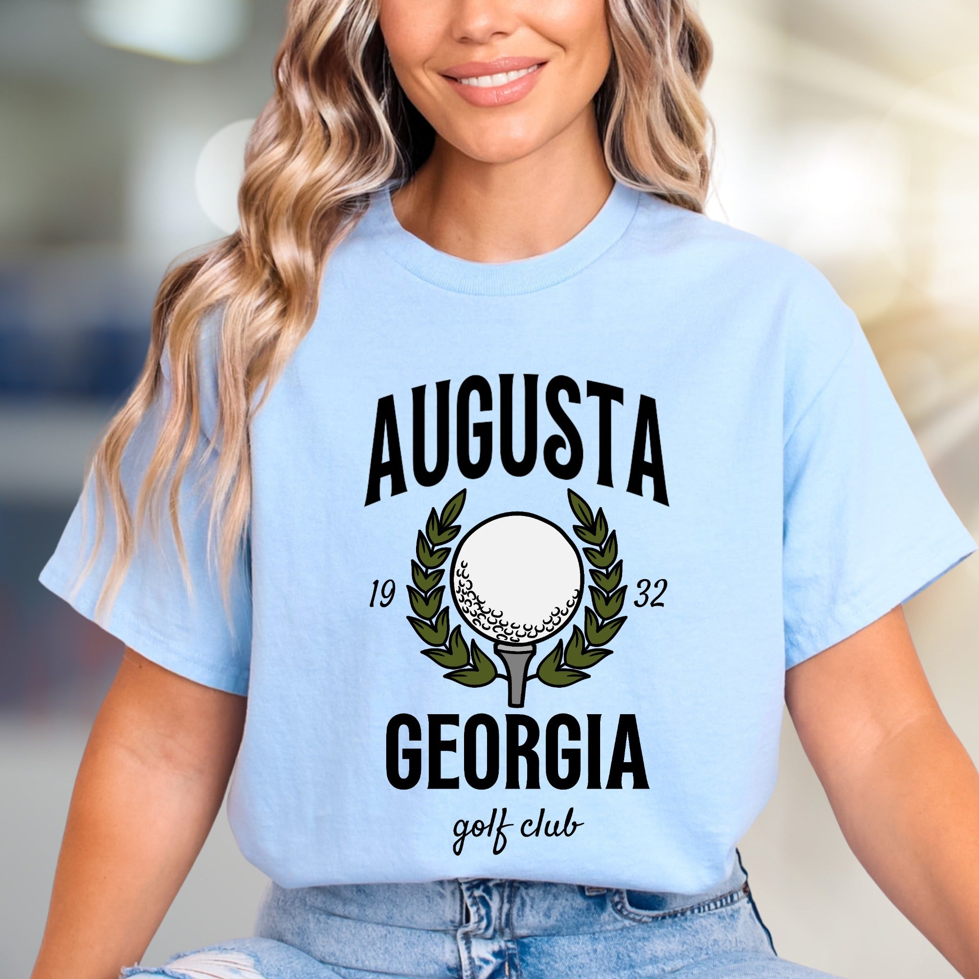 "Augusta Georgia Golf Club" Vintage Sports Graphic Tee, a Classic Pick for Golf Enthusiasts