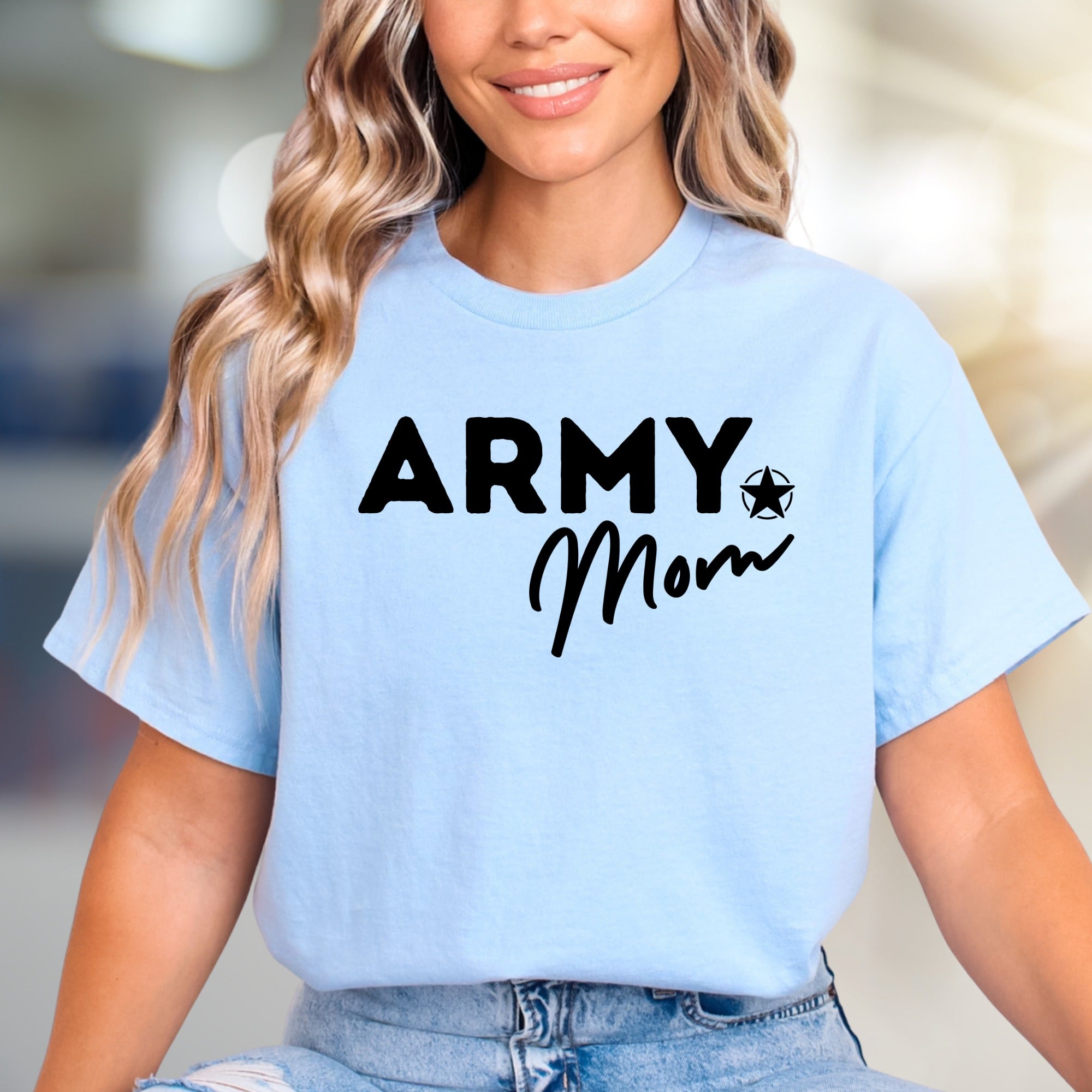 "ARMY Mom" Military Star Graphic Tee, a Proud Parent Pick for Supporters