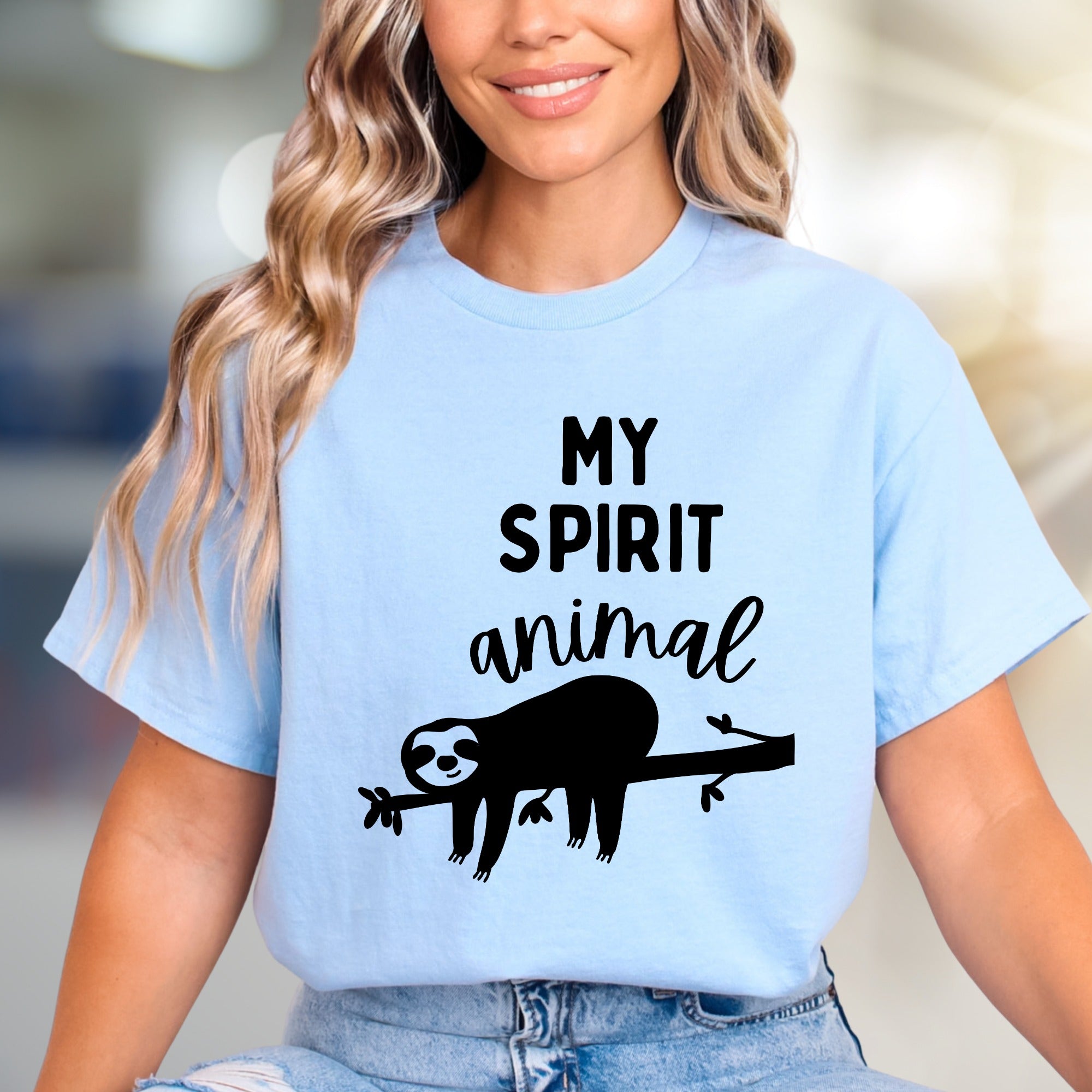 "MY SPIRIT ANIMAL" Sloth Graphic Tee, a Relaxed Lifestyle Pick for Animal Lovers