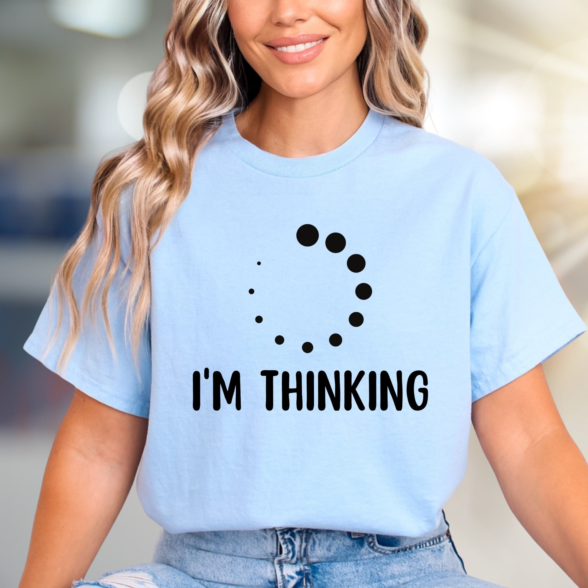 "I'M THINKING" Loading Circle Graphic Tee, a Quirky Pick for Tech Lovers