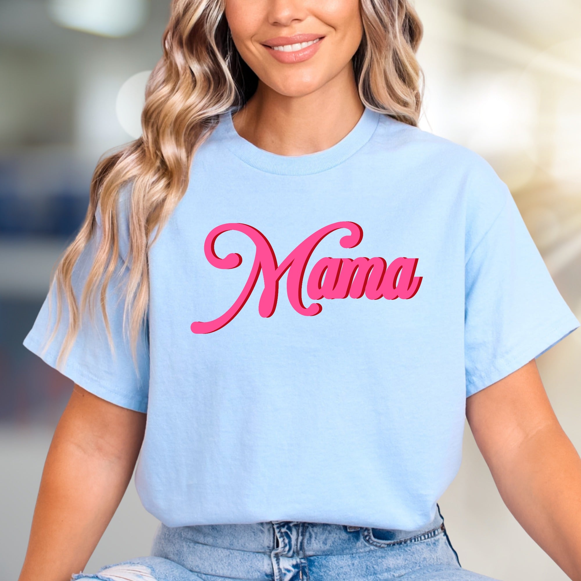 "Mama" Retro Graphic Tee, a Wavy Script Pick for Modern Moms