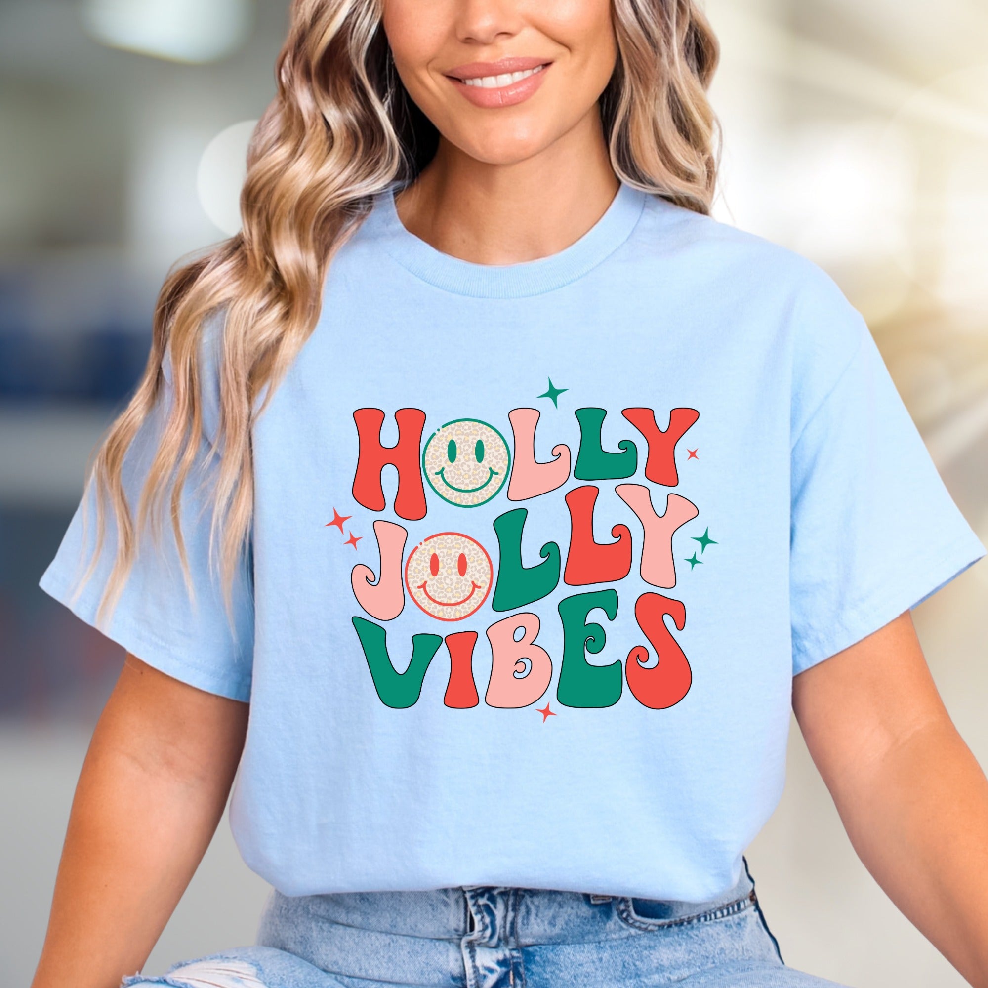 "Holly Jolly Vibes" Retro Christmas Graphic Tee, a Festive Pick for Holiday Enthusiasts