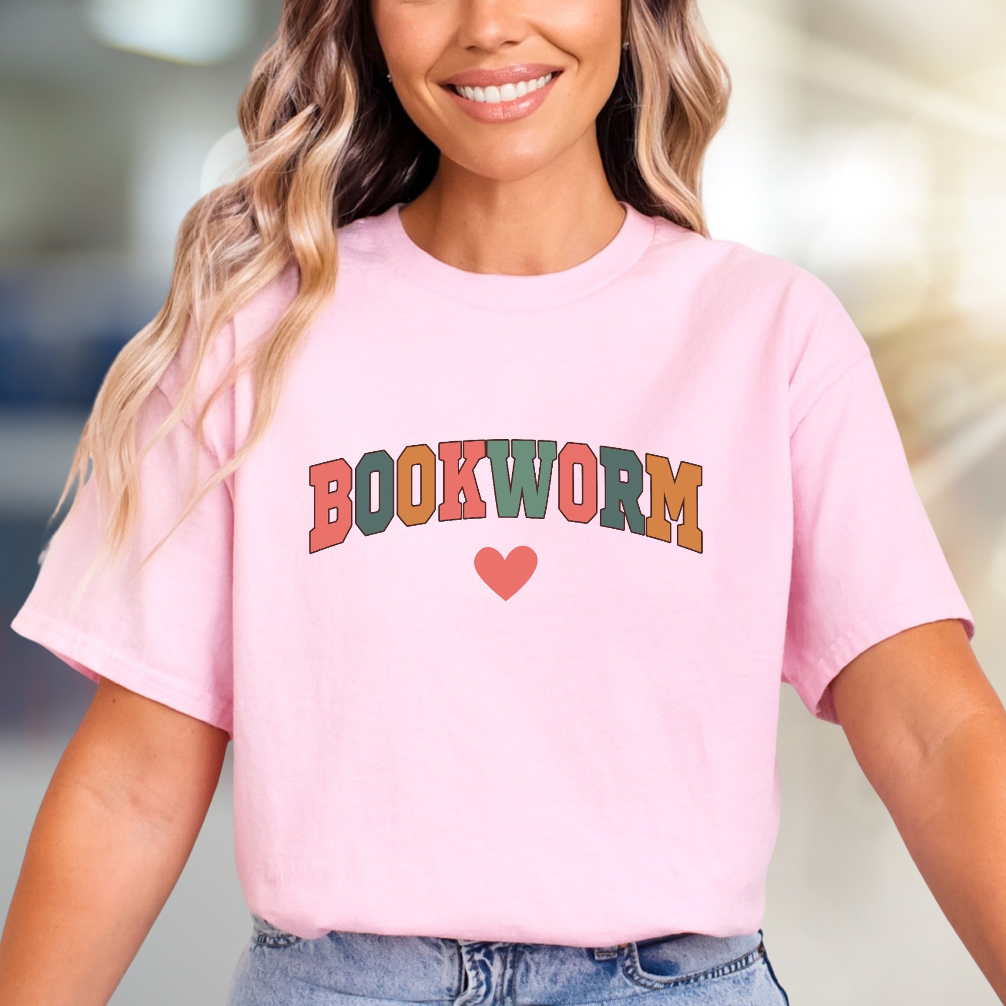 "BOOKWORM" Playful Arch Graphic Tee, a Literary Enthusiast's Everyday Style