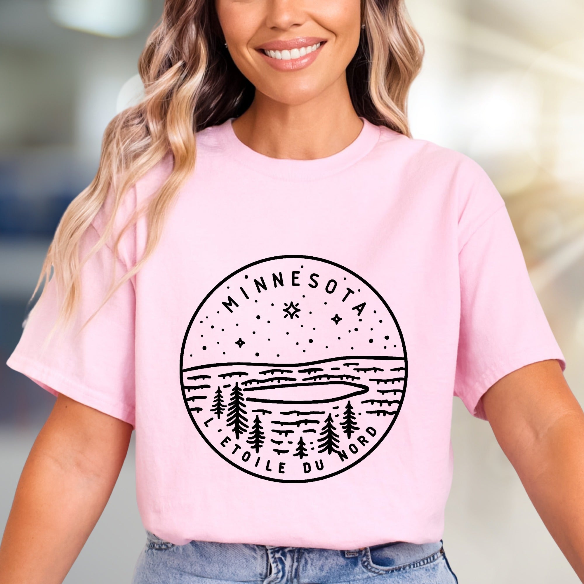 "Minnesota L'etoile du Nord" Scenic Graphic Tee, a Nature-Inspired Pick for Travelers