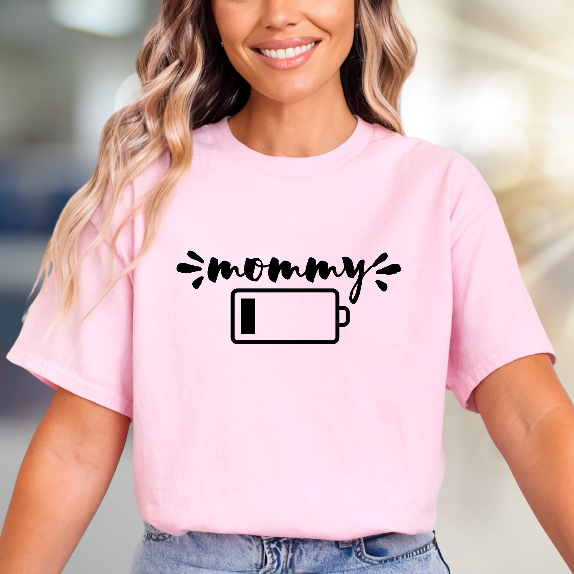 "Mommy Low Battery" Humorous Mom Life Graphic Tee, a Relatable Pick for Tired Parents
