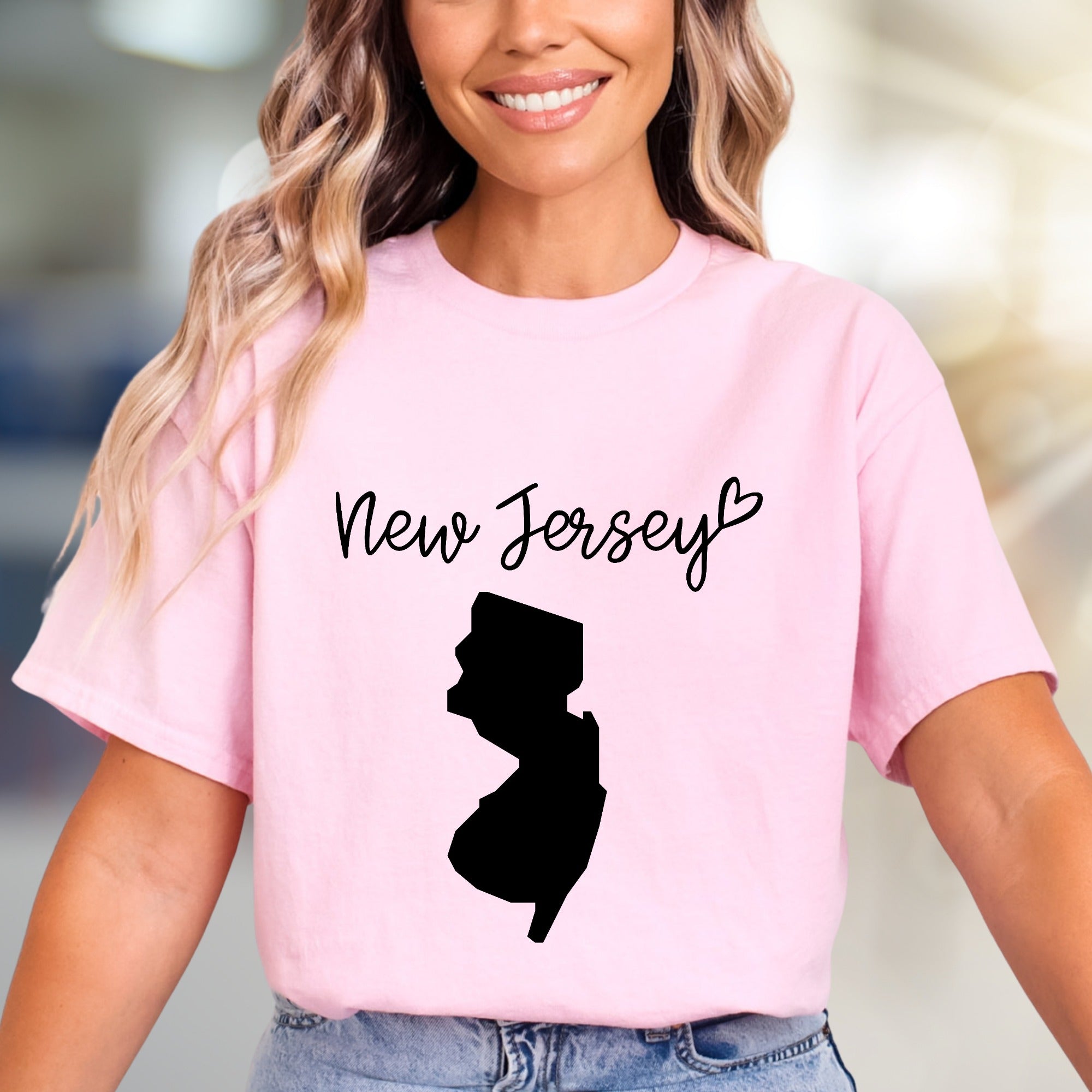"New Jersey" State Outline Graphic Tee, a Hometown Pride Pick for Enthusiasts