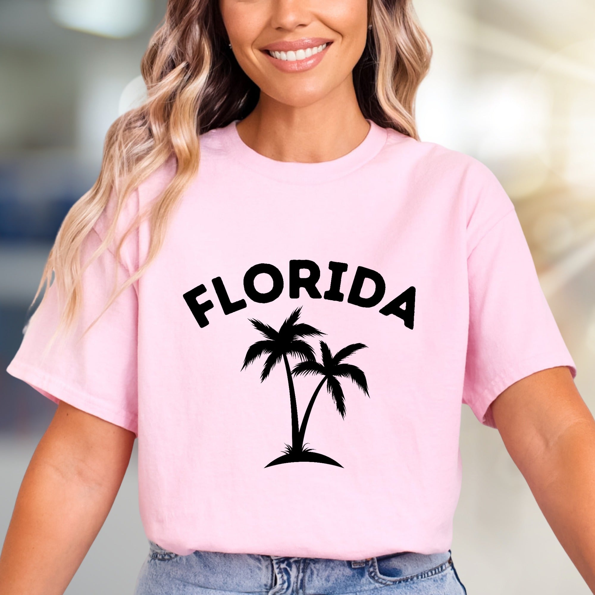 "FLORIDA" Palm Tree Graphic Tee, a Sunshine State Pick for Travelers & Locals