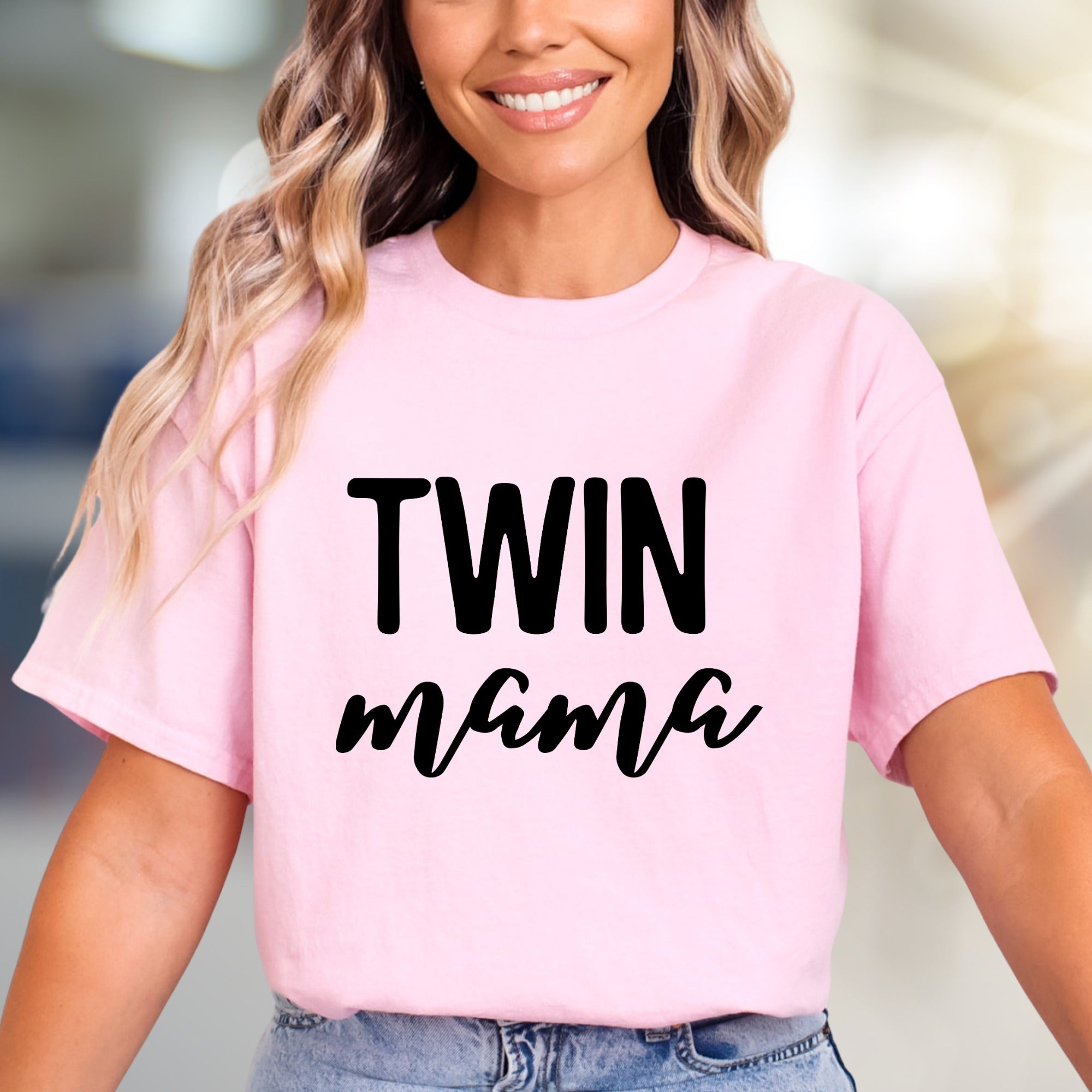 "TWIN mama" Motherhood Chic Graphic Tee, A Parental Pride Pick for Moms