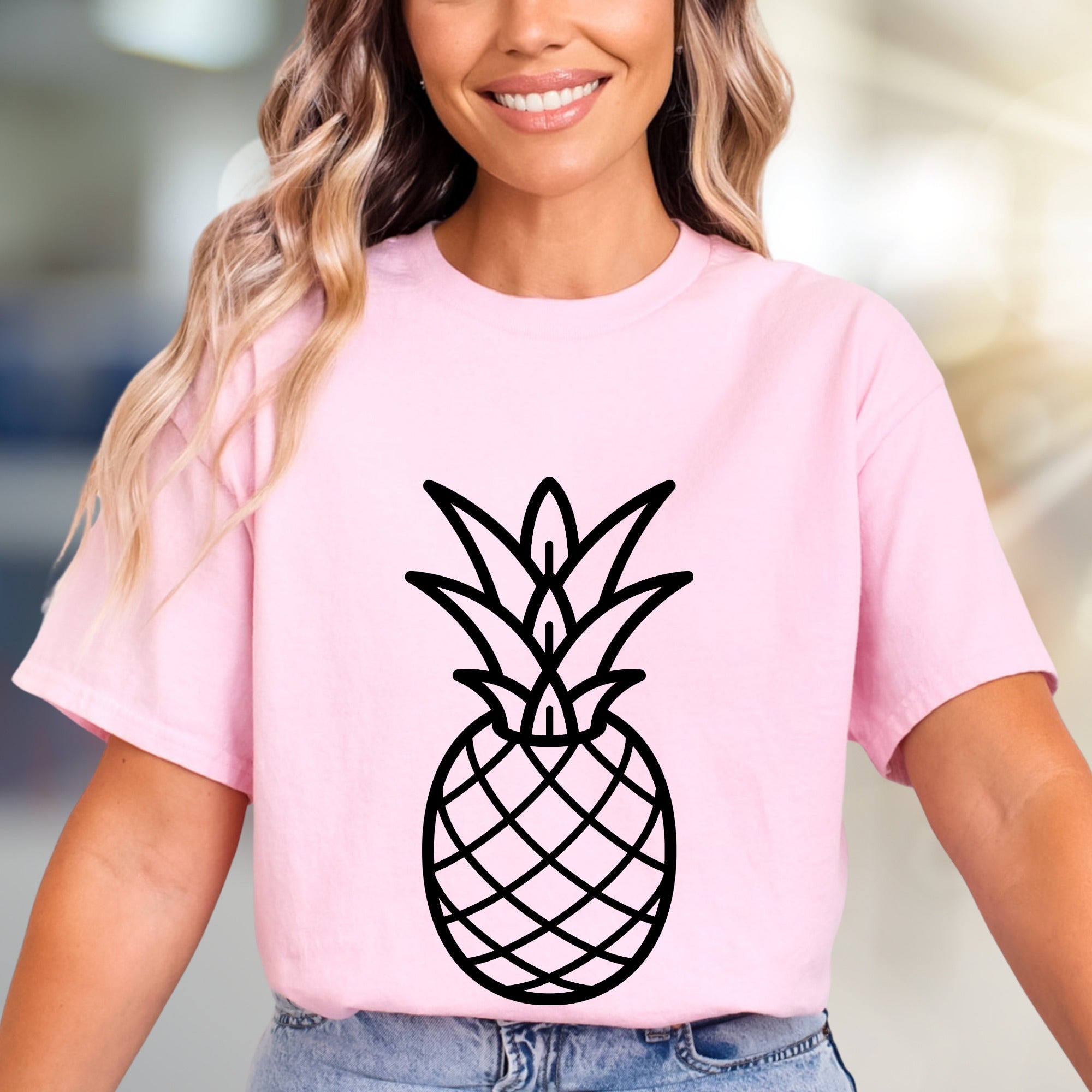 Minimalist Pineapple Graphic Tee, a Tropical Chic Pick for Summer Lovers