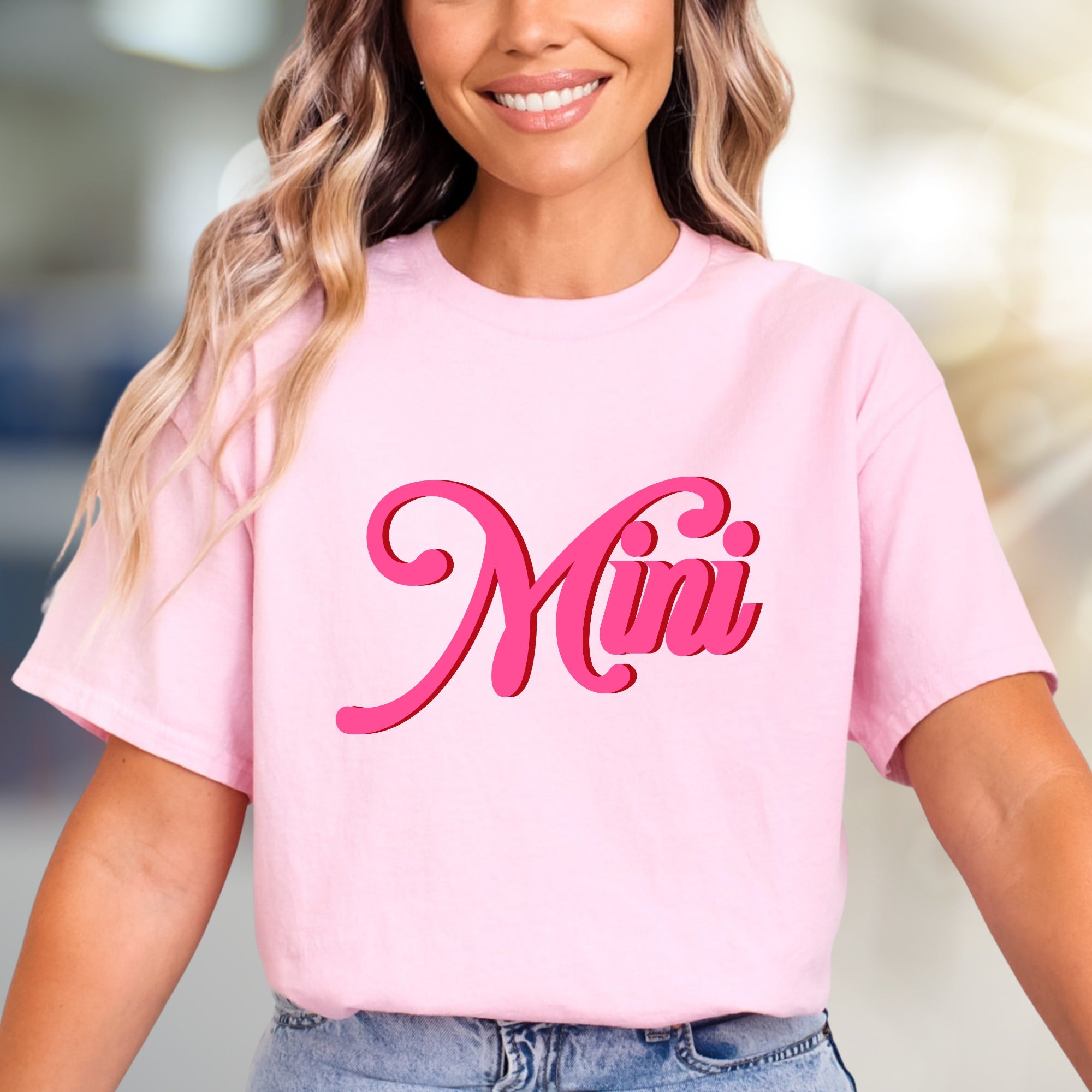 "Mini" Retro Script Graphic Tee, a Sweet Style Pick for Trendy Individuals
