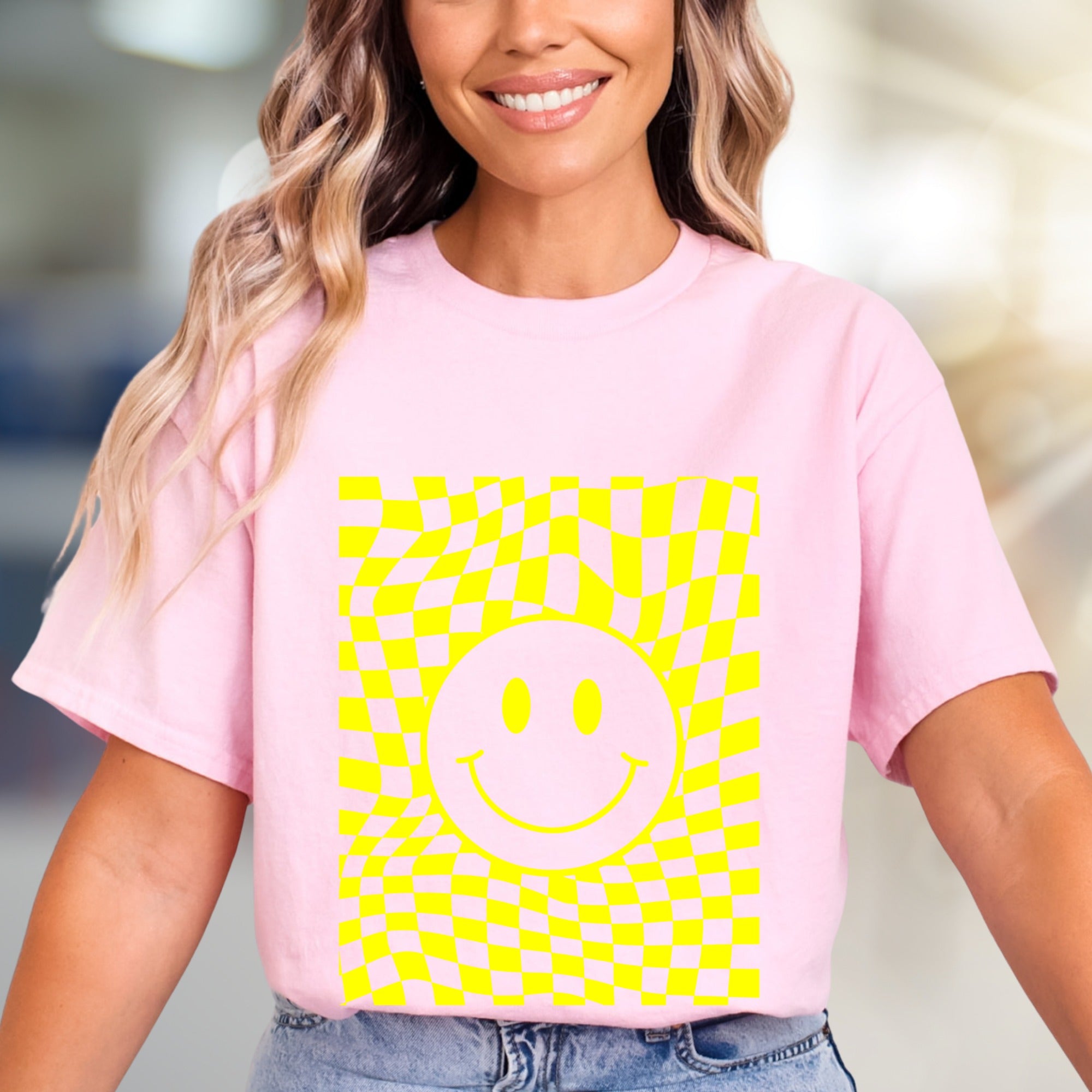 Warped Checkerboard Smiley Graphic Tee, A Retro-Inspired Pick for Free Spirits