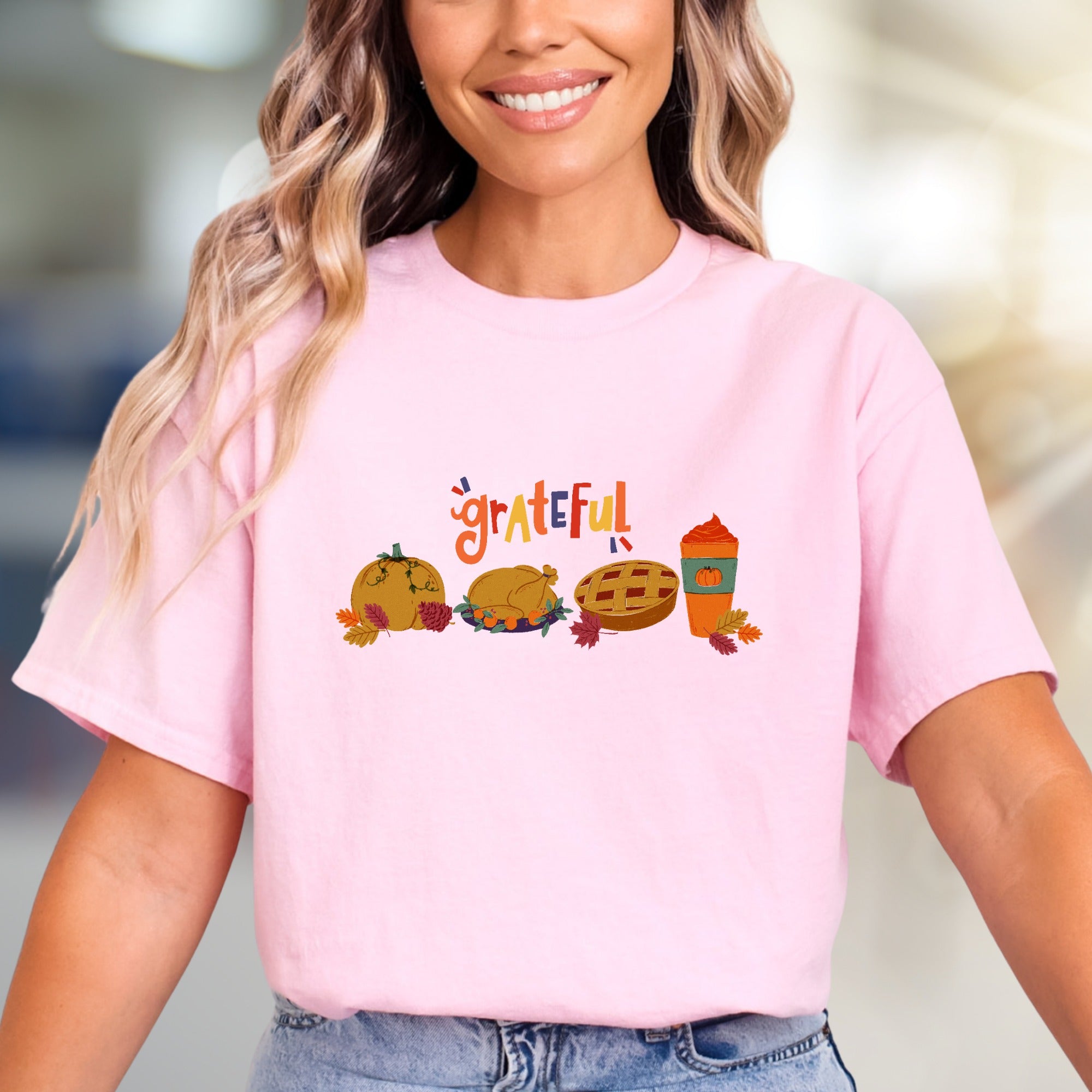 "Grateful" Autumn Feast Graphic Tee, a Cozy Fall Pick for Foodies