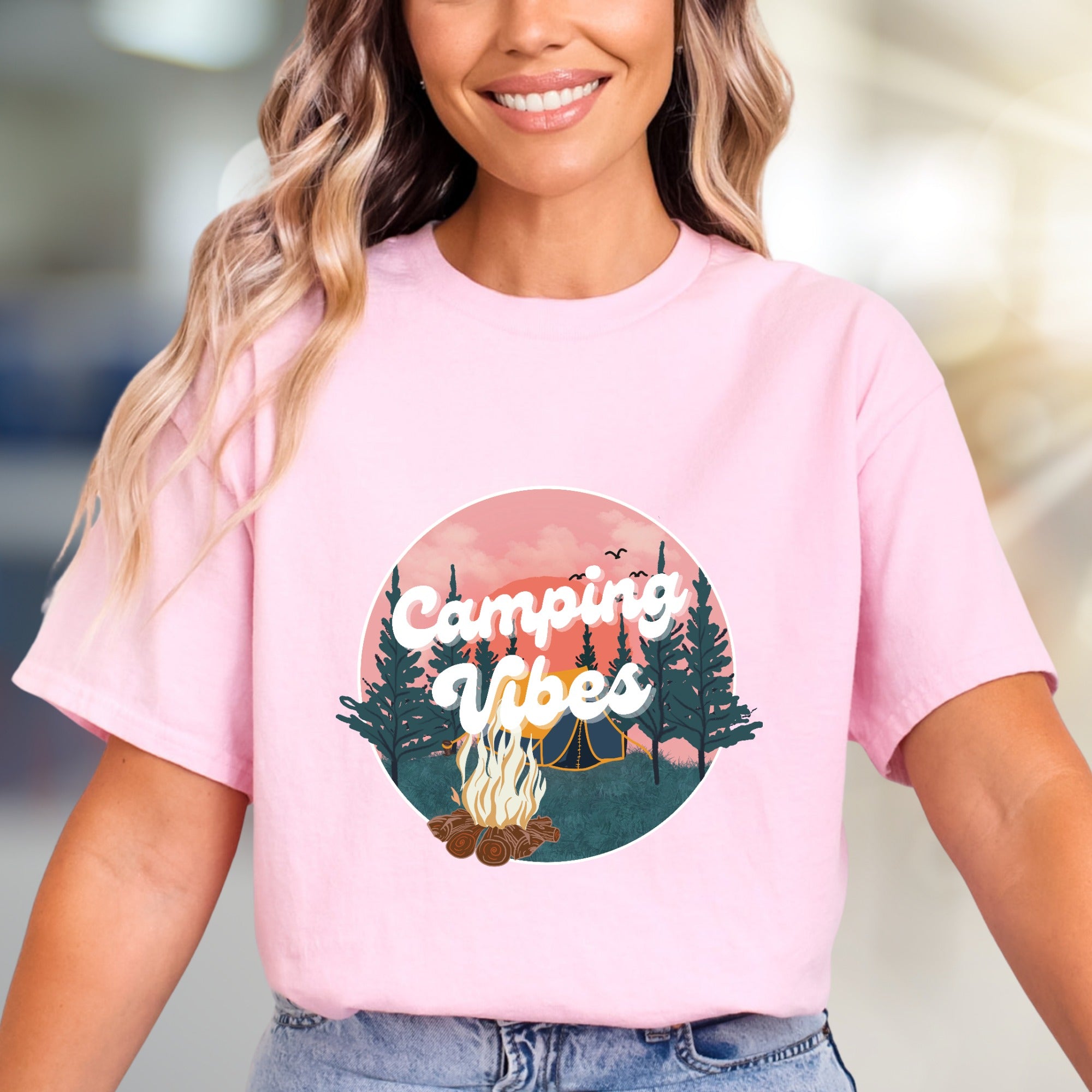 "Camping Vibes" Outdoor Graphic Tee, a Nature-Inspired Pick for Adventurers