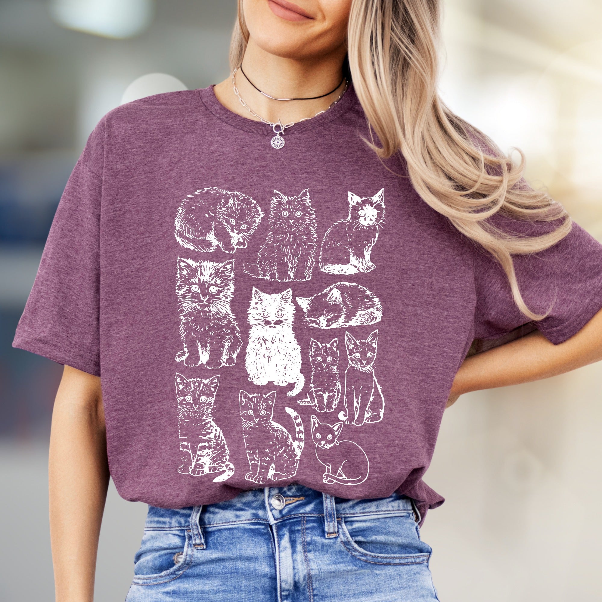 Charming Cat Sketches Graphic Tee, a Feline Lover's Artful Pick