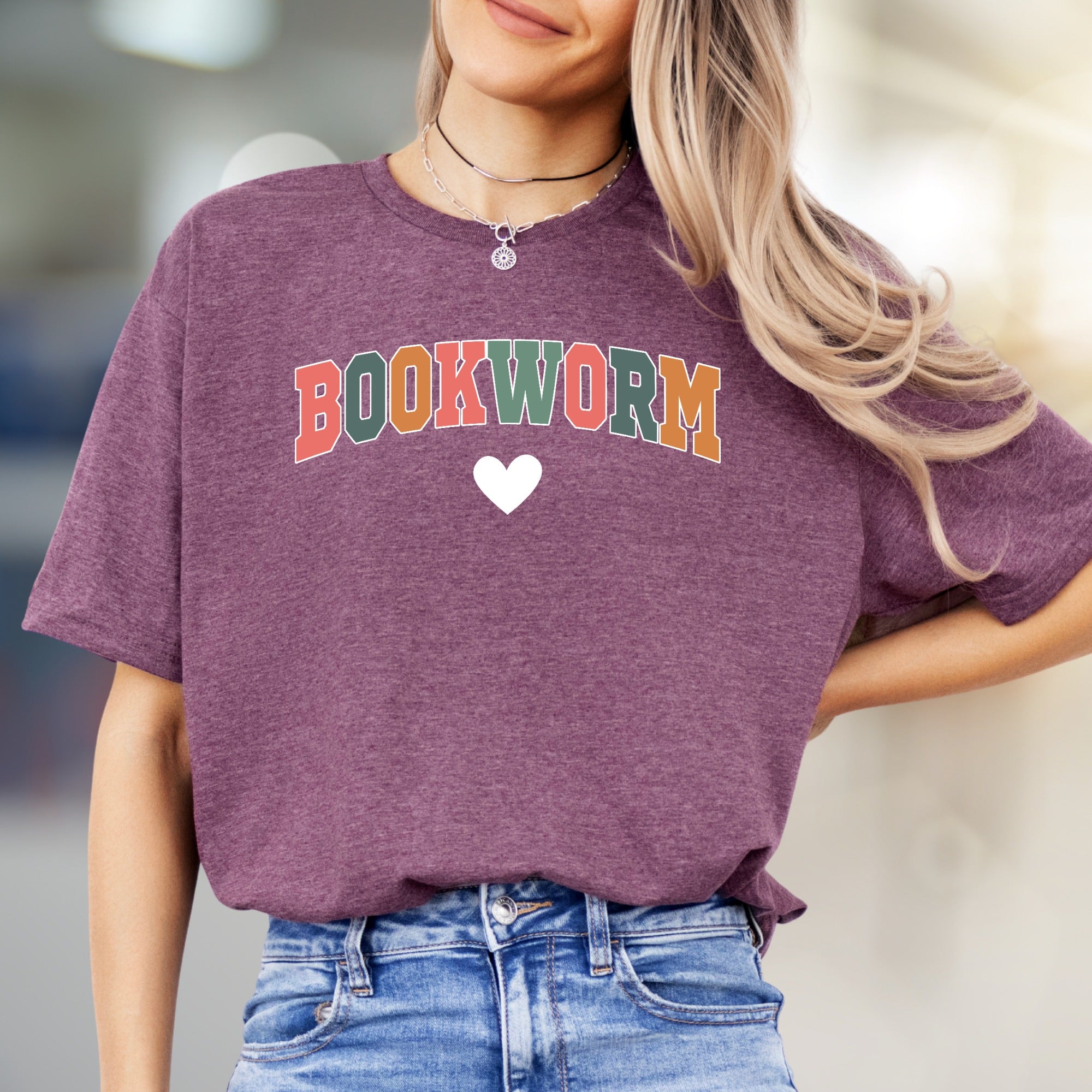 "BOOKWORM" Playful Arch Graphic Tee, a Literary Enthusiast's Everyday Style