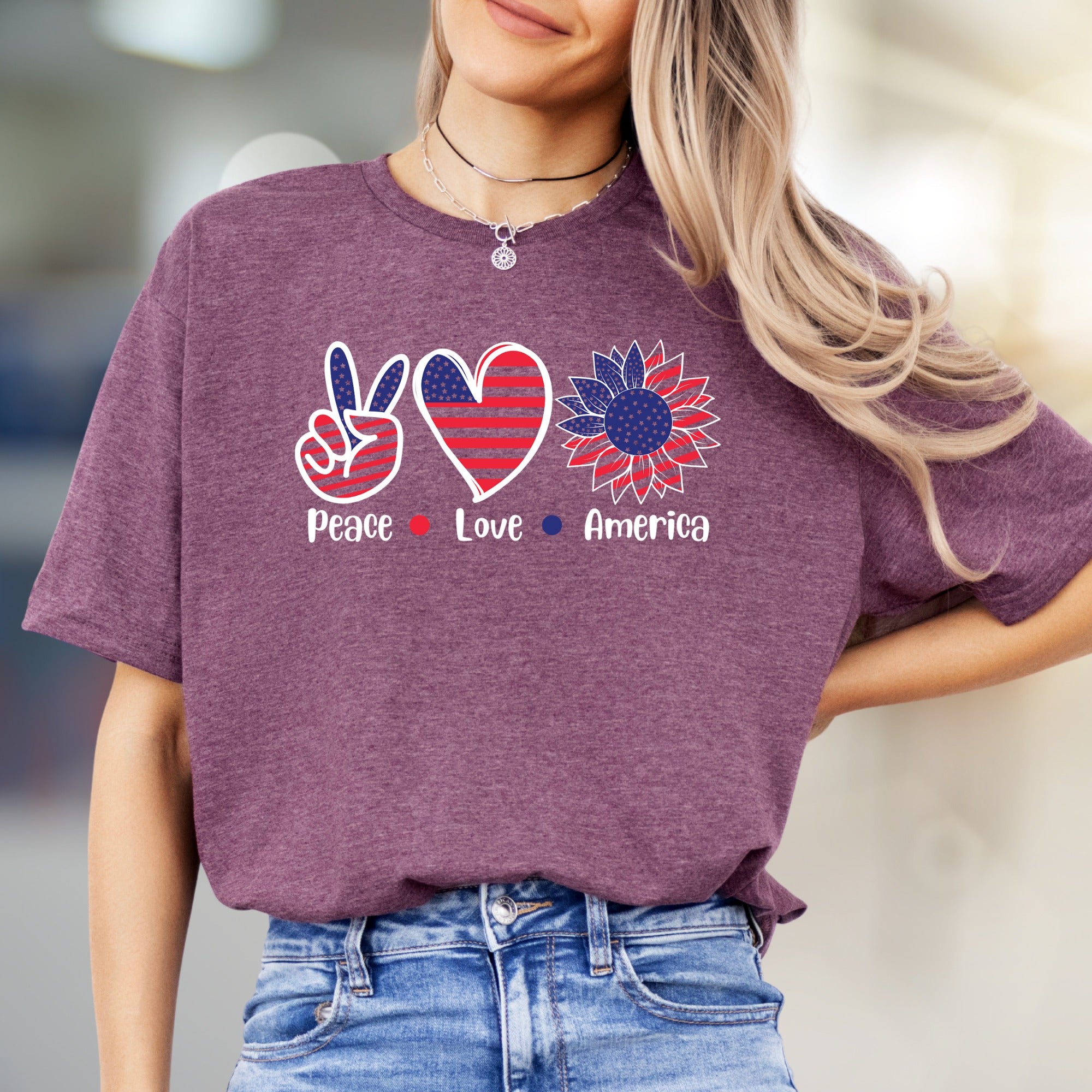 "Peace Love America" Patriotic Sunflower Graphic Tee, a Summer Celebration Pick for Everyone