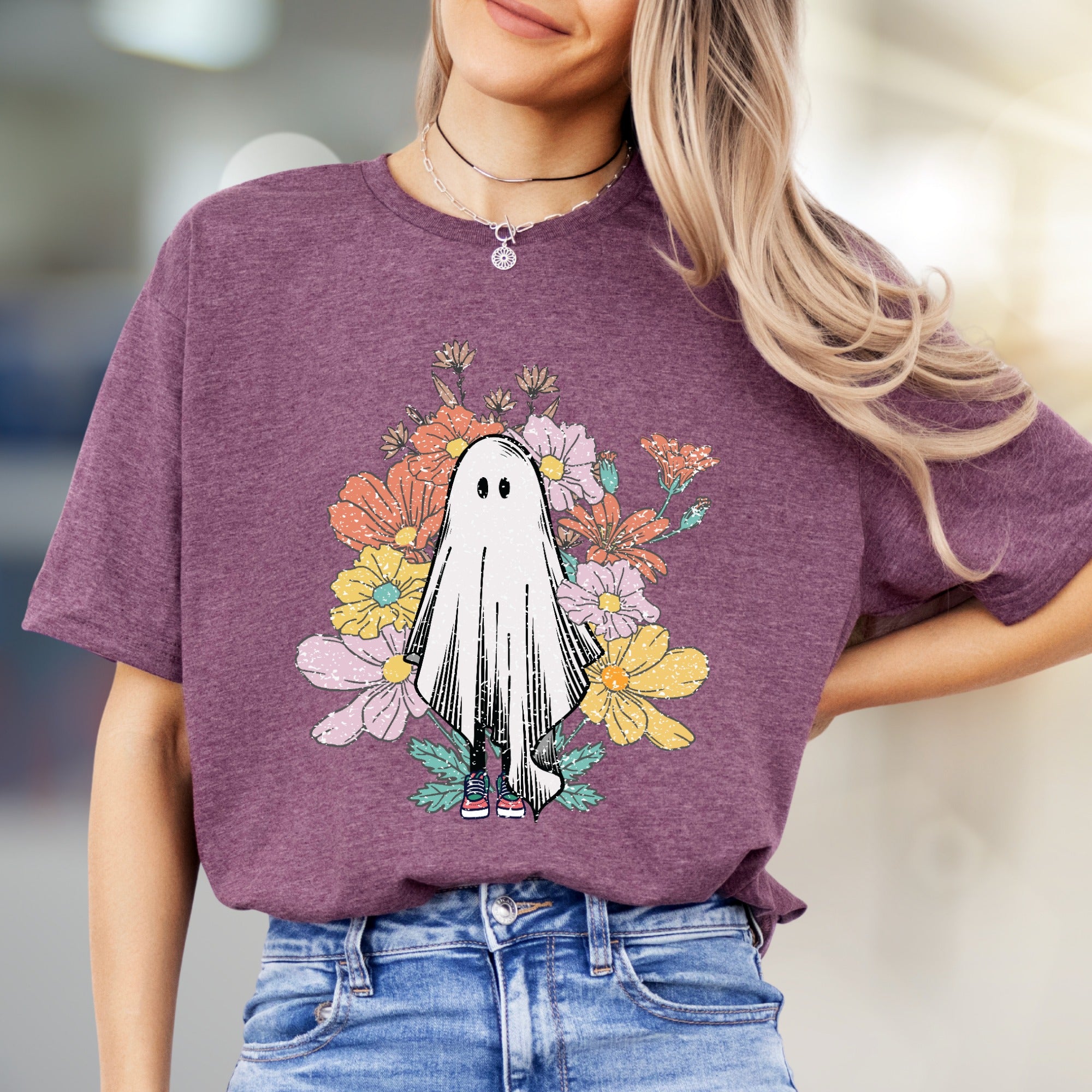 Floral Ghost Aesthetic Graphic Tee, a Whimsical Pick for Halloween & Beyond