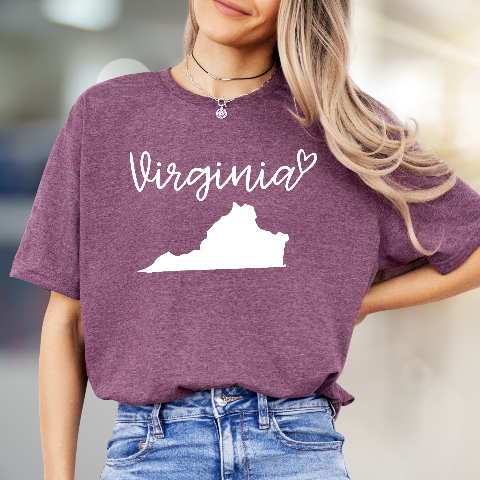 "Virginia" State Outline Graphic Tee, a Hometown Pride Pick for Enthusiasts