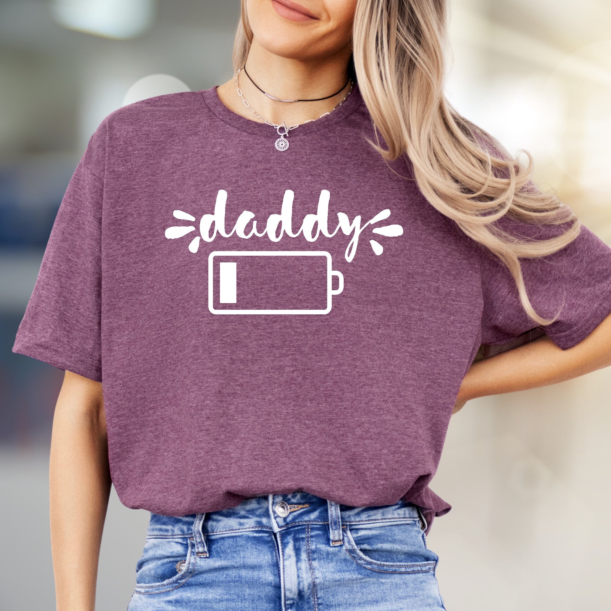 "Daddy" Low Battery Graphic Tee, a Witty Pick for Fathers