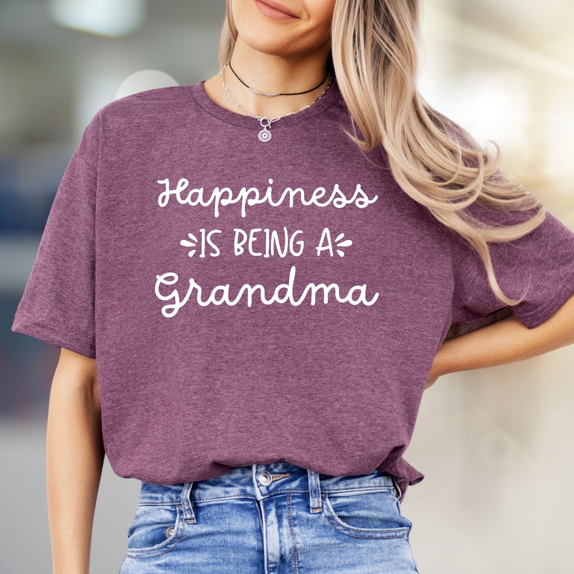 "Happiness Is Being A Grandma" Sweet Script Graphic Tee, a Heartfelt Pick for Grandmothers