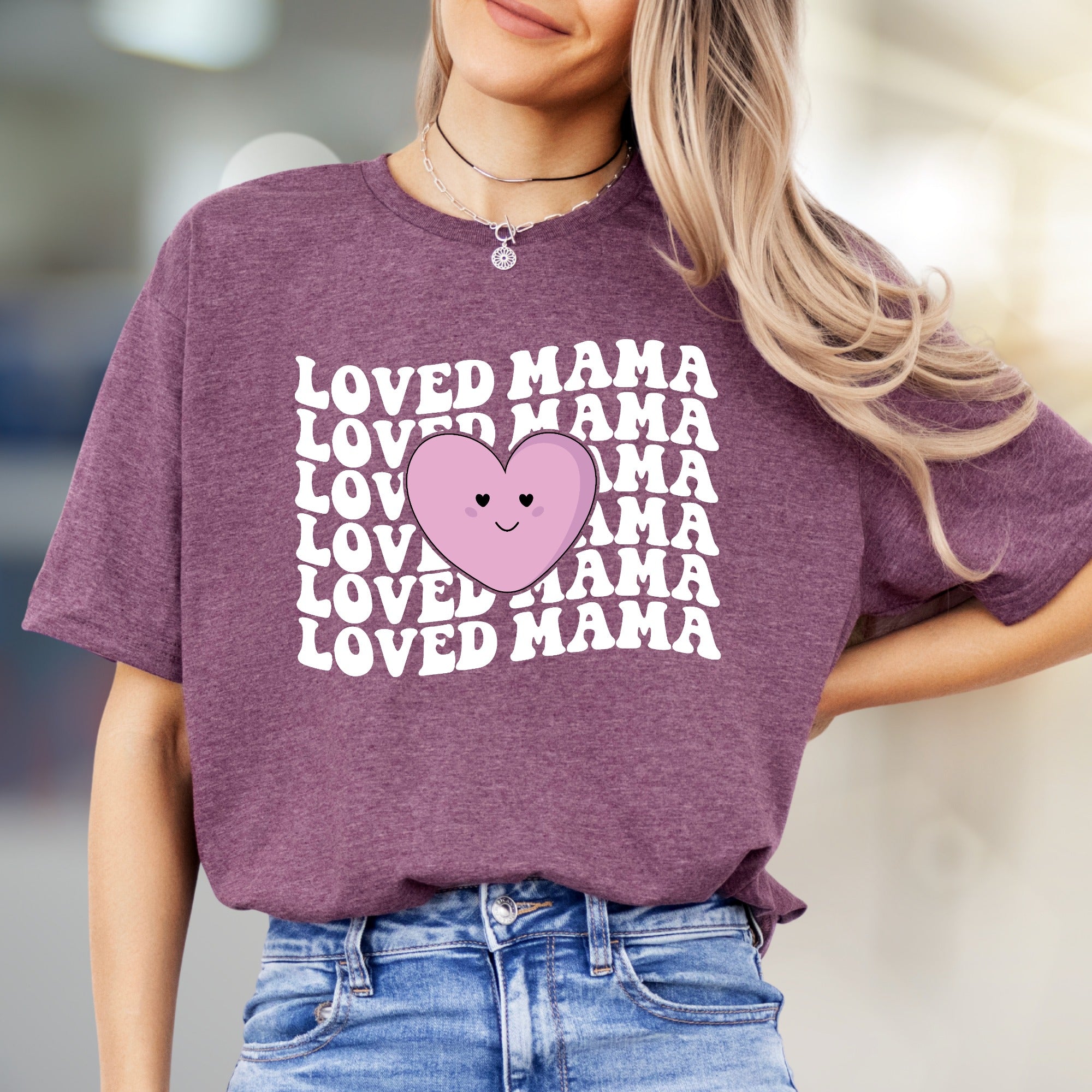 "Loved Mama" Retro Heart Graphic Tee, a Sweet Motherhood Pick for Her