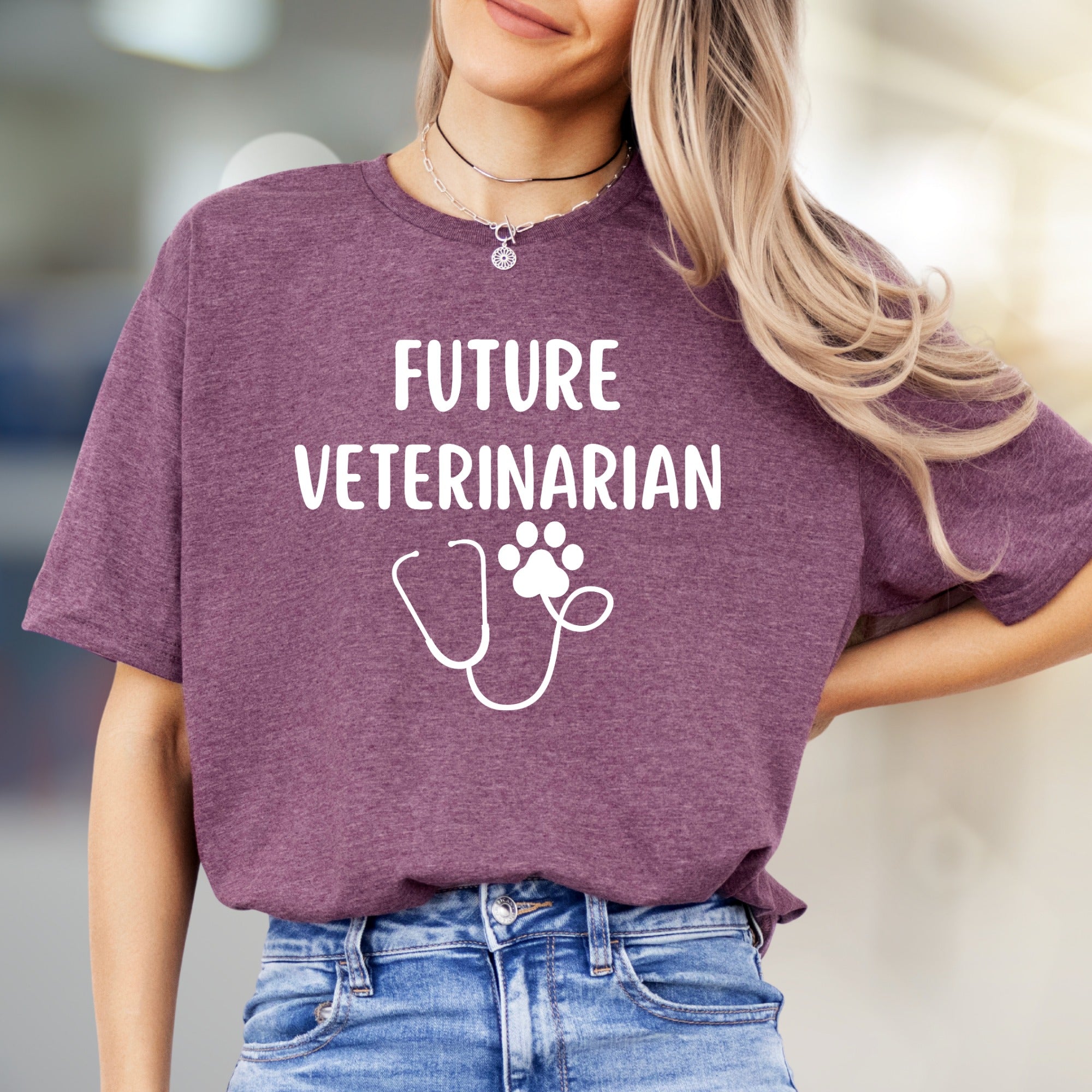 "Future Veterinarian" Dreamer Graphic Tee, a Compassionate Pick for Animal Lovers