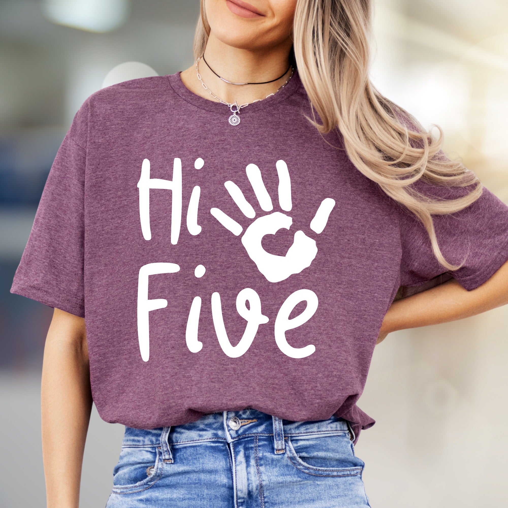 "Hi Five" Handprint Graphic Tee, a Playful Pick for Enthusiasts