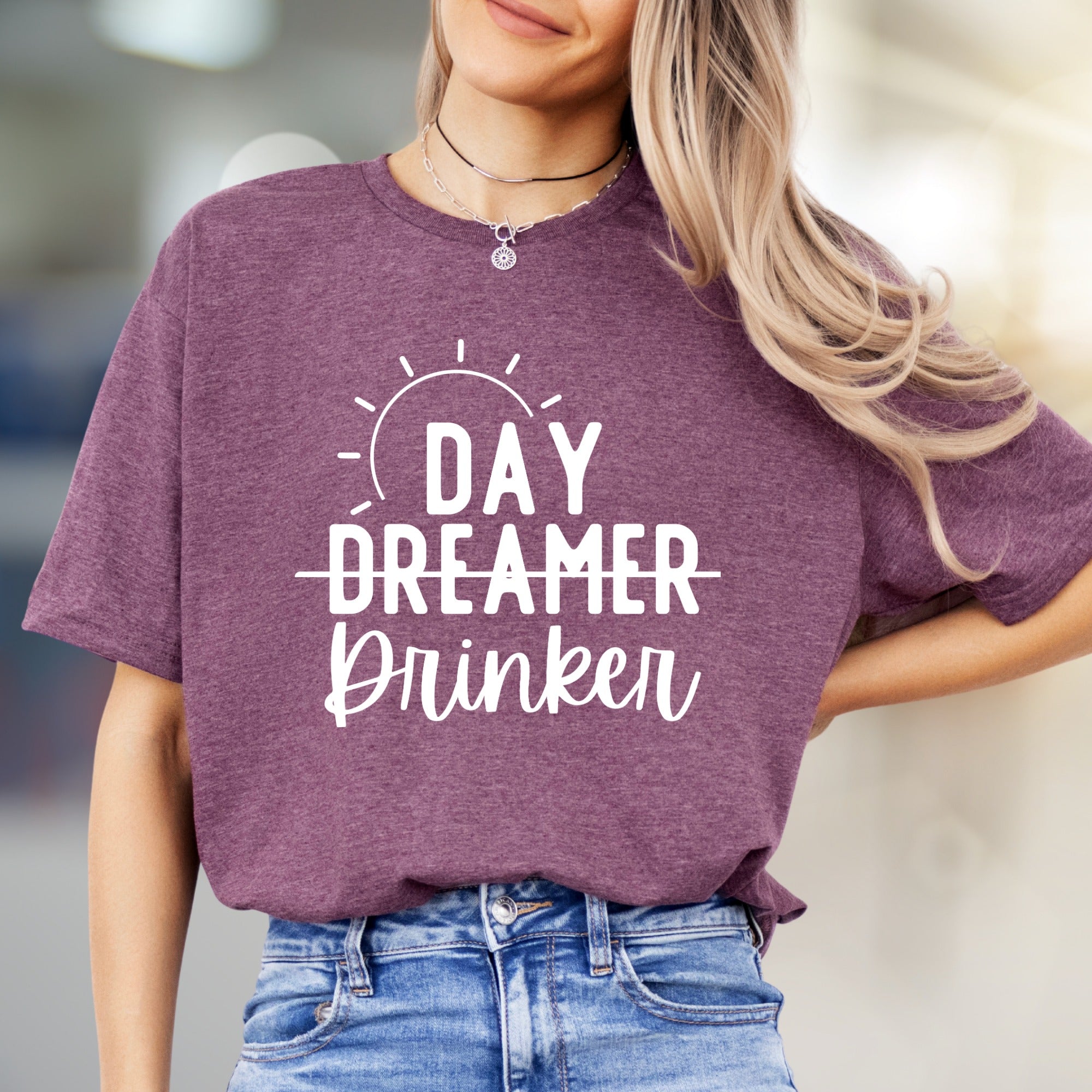 "DAY DREAMER Drinker" Laid-Back Graphic Tee, a Witty Lifestyle Pick for Fun-Loving Adults