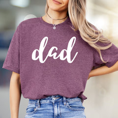 "dad" Script Tee, A Heartfelt Graphic Pick for Proud Parents