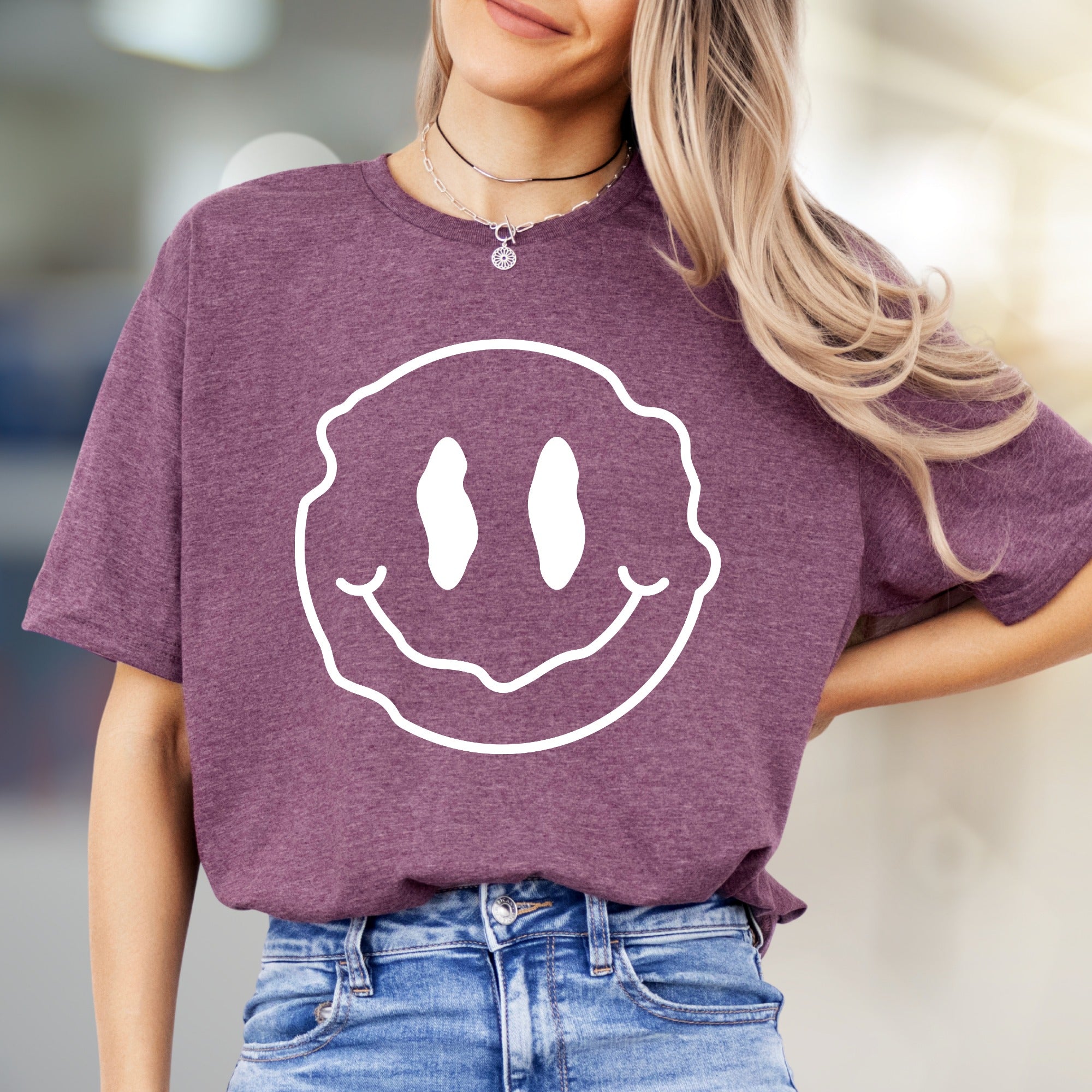 Wavy Melting Smiley Face Graphic Tee, a Trendy Statement for Every Enthusiast