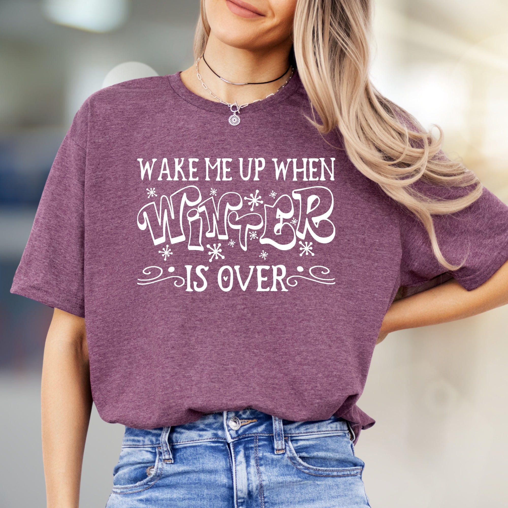 "Wake Me Up When Winter Is Over" Snowflakes Graphic Tee, A Relatable Seasonal Pick for Everyone
