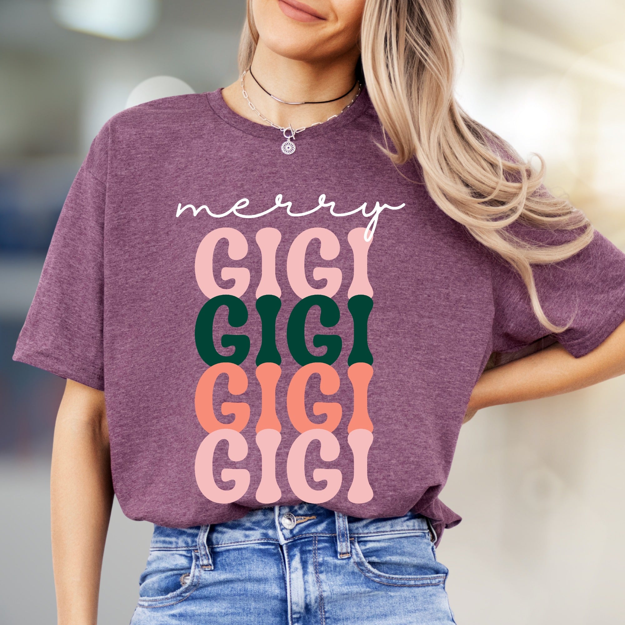“Merry Gigi” Festive Graphic Tee, a Grandparent's Joyful Pick for Family