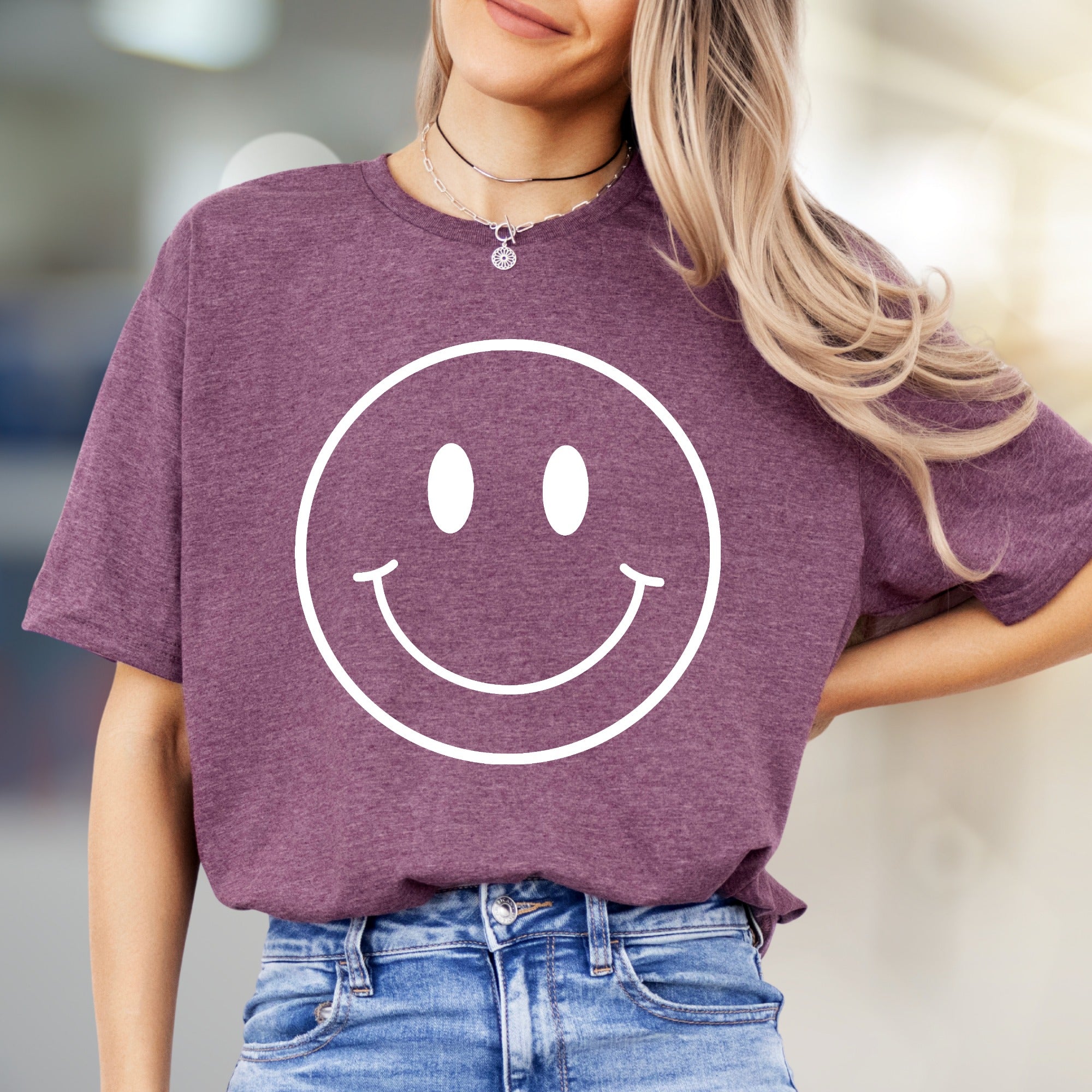 Signature Detail (Winking Smiley) Trendy Graphic Tee, a Happy-Go-Lucky Pick for Everyone