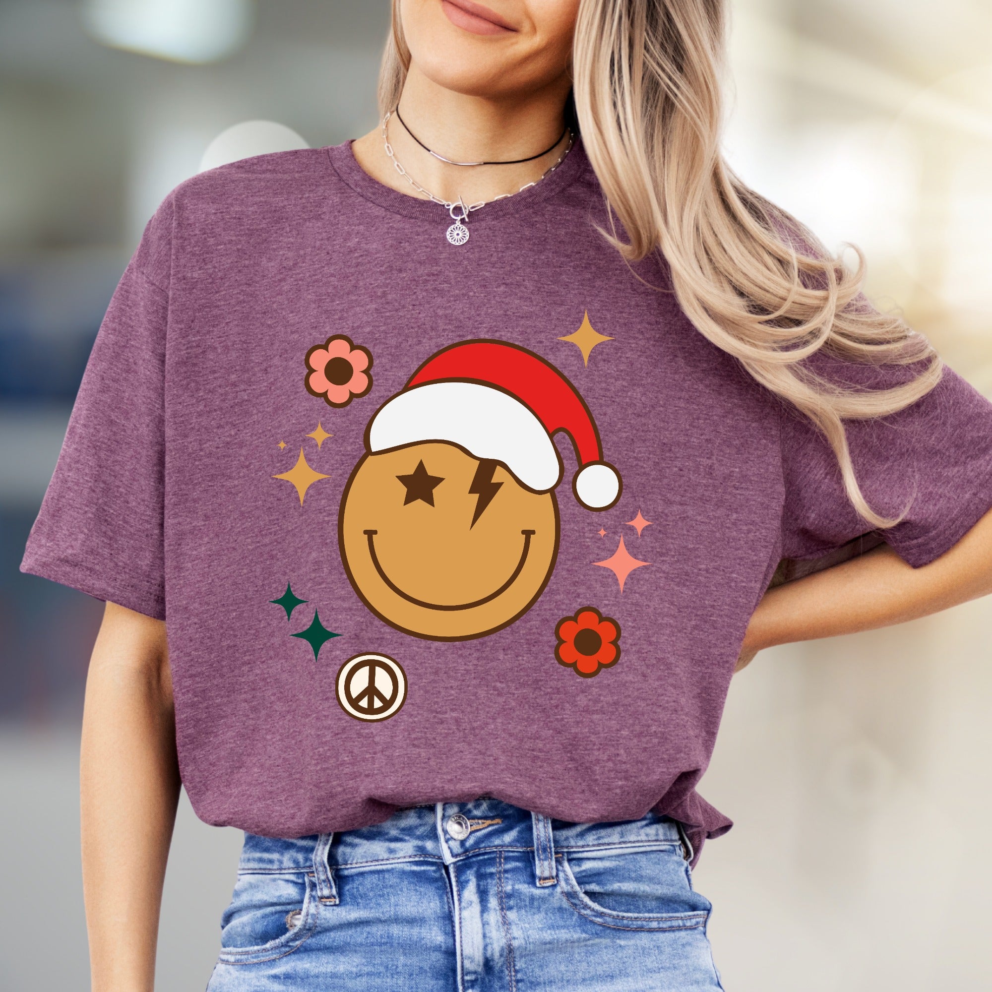 Jolly Santa Smiley Face Retro Graphic Tee, a Festive Vibe for Holiday Lovers
