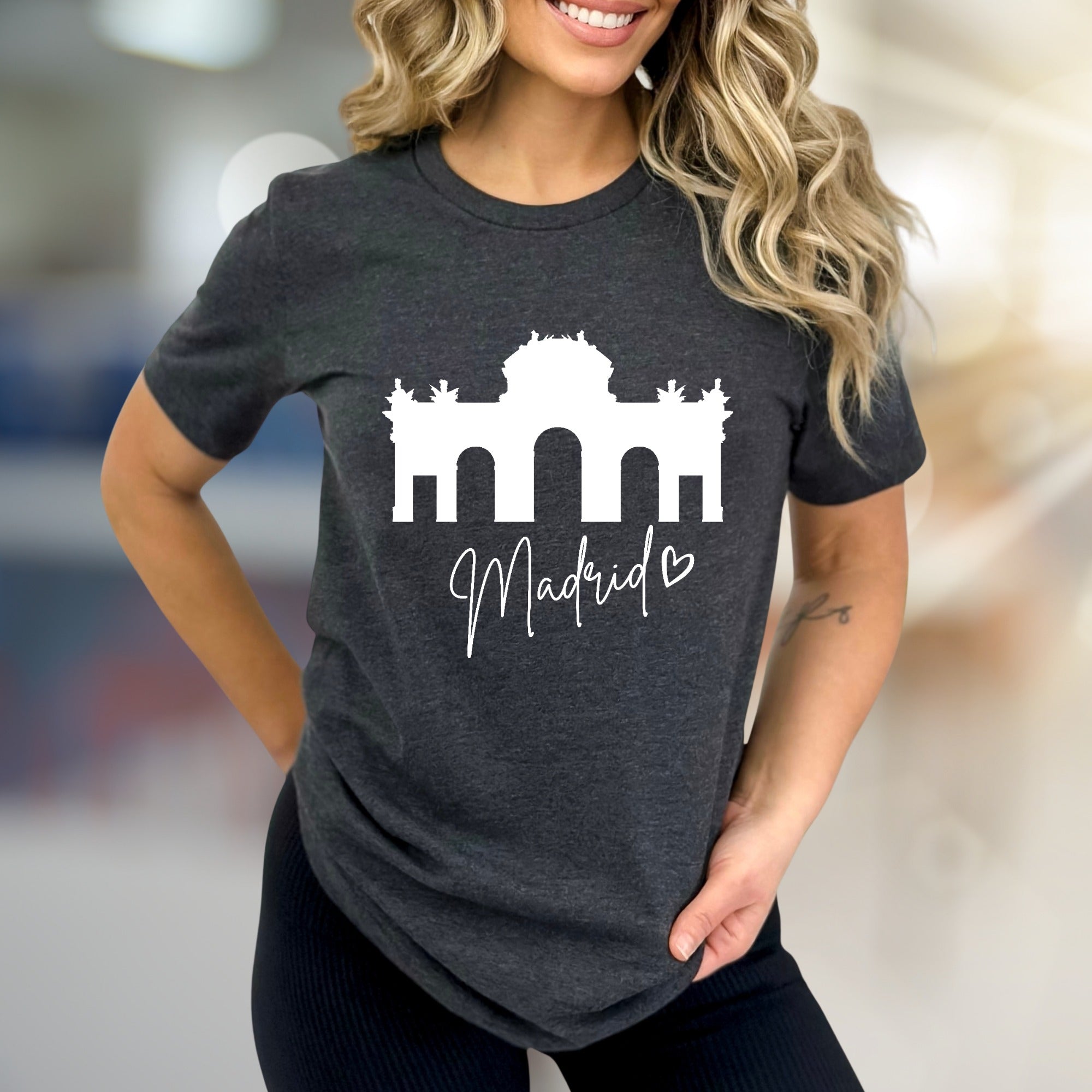 “Madrid ❤️” Cityscape Graphic Tee, A Travel Enthusiast's Souvenir
