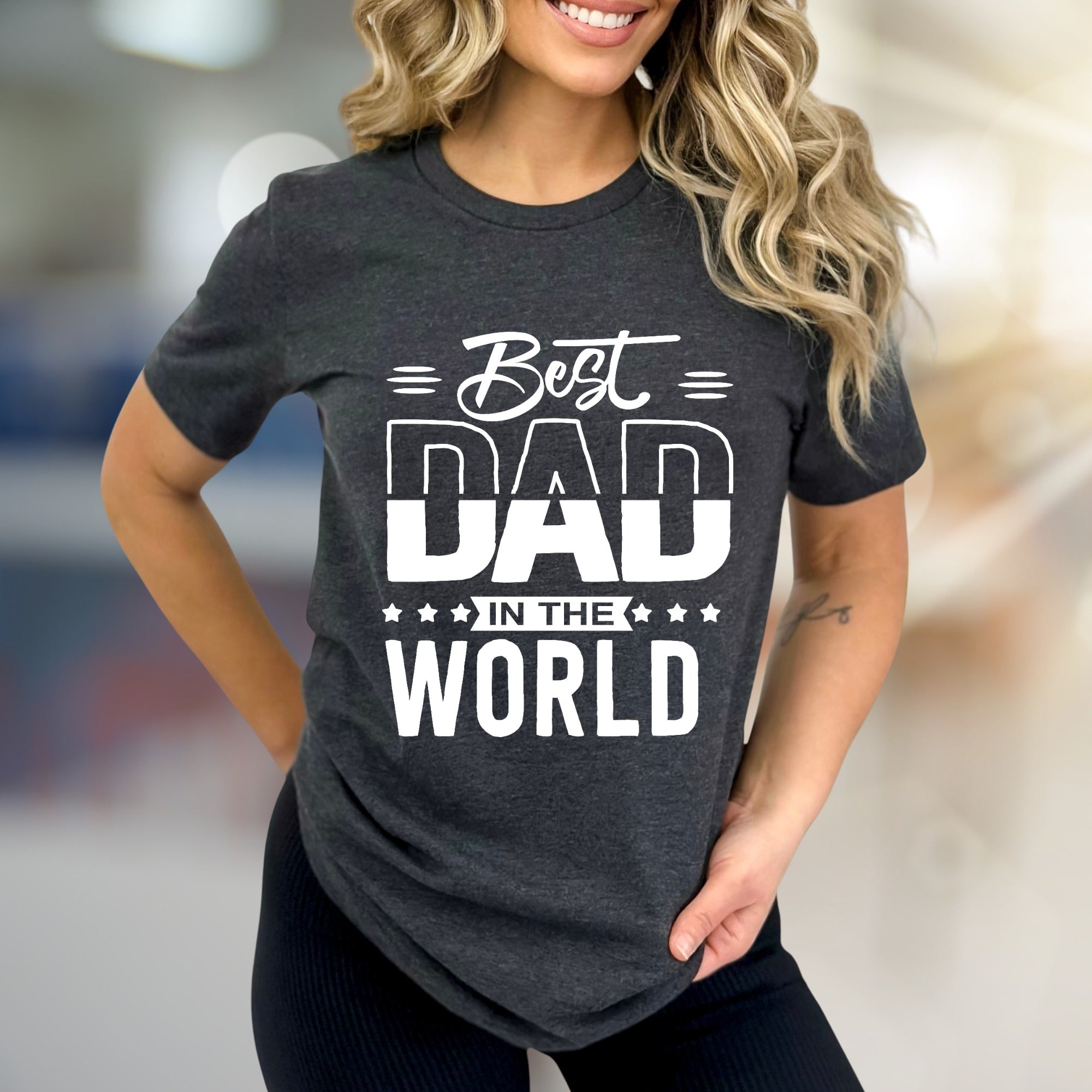 "Best Dad In The World" Father's Day Graphic Tee, a Thoughtful Gift for Dads
