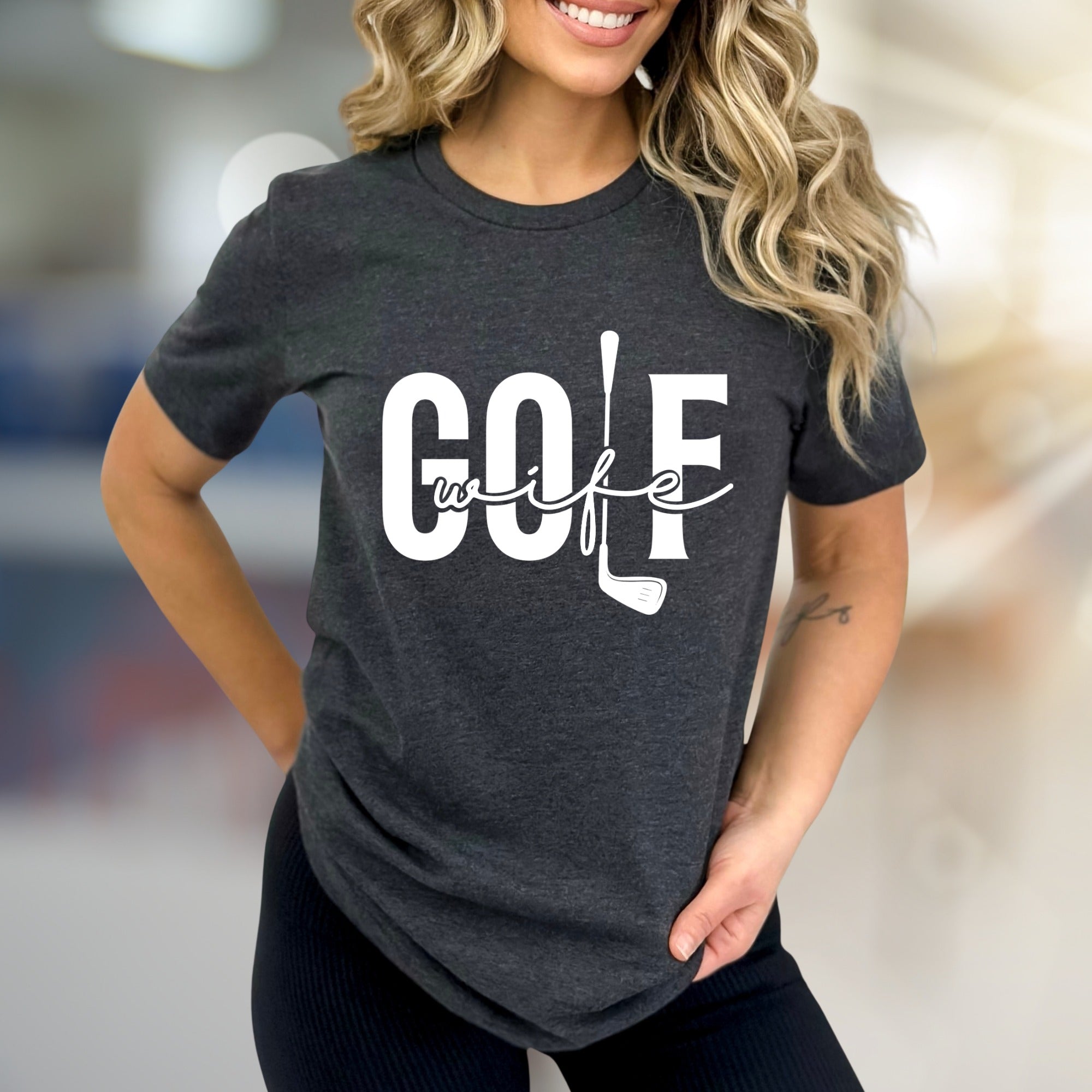 "GOLF wife" Golf Club Graphic Tee, a Sporty Pick for Golf Enthusiasts
