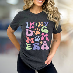"In My Dog Mom Era" Retro Graphic Tee, a Vibrant Pick for Pet Lovers