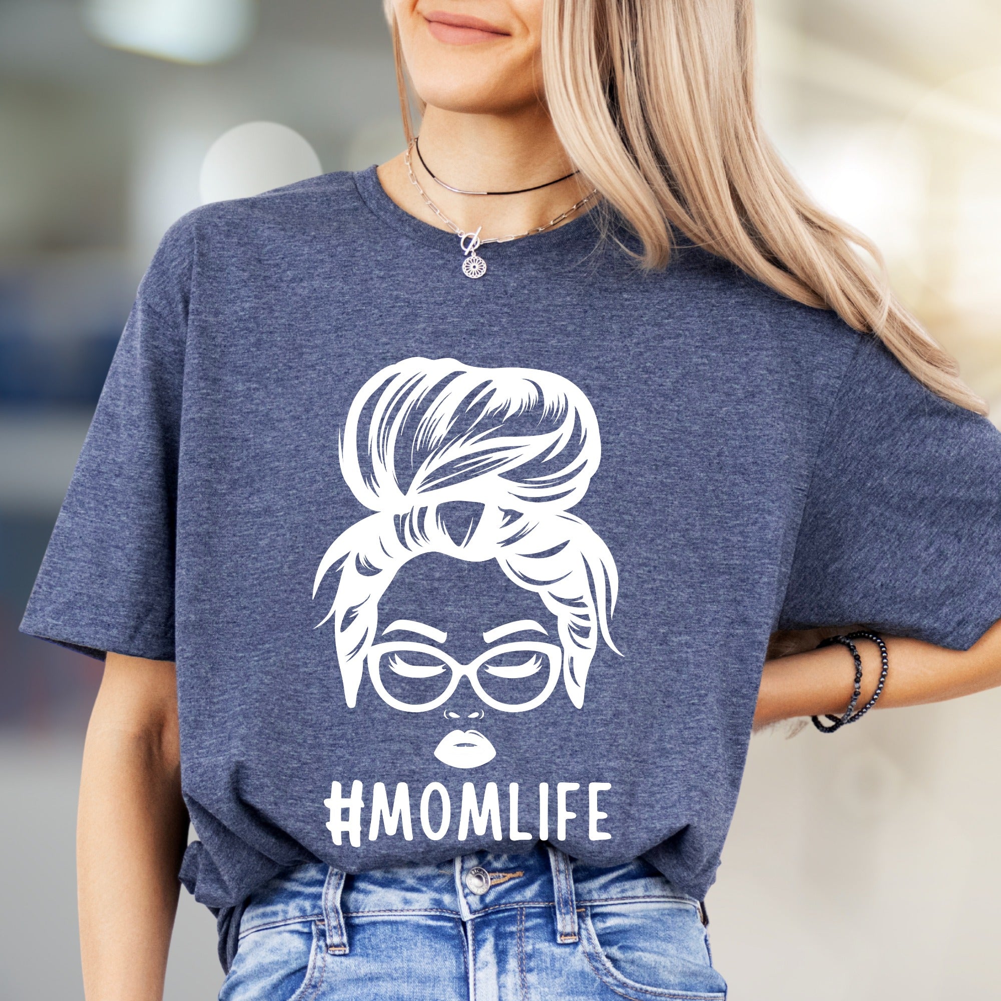 #MOMLIFE Messy Bun Afrocentric Graphic Tee, a Motherhood Style Pick for Everyday