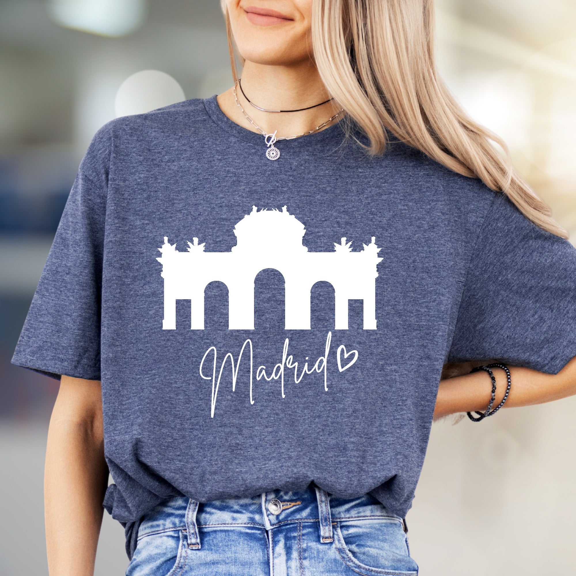 “Madrid ❤️” Cityscape Graphic Tee, A Travel Enthusiast's Souvenir