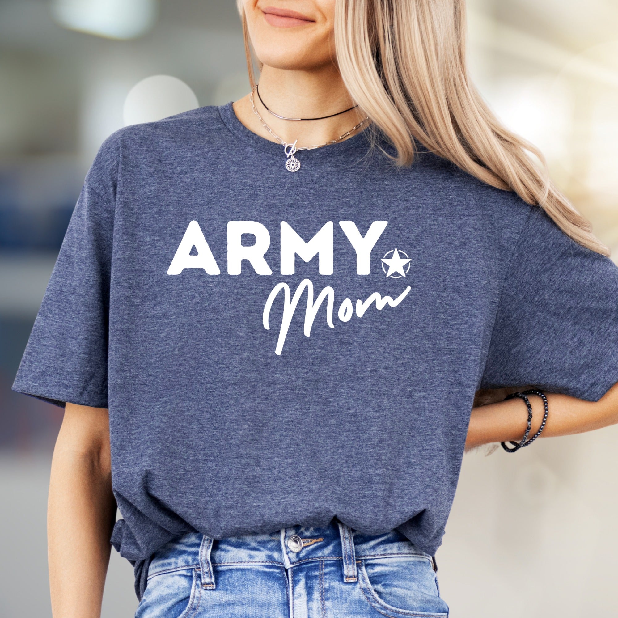 "ARMY Mom" Military Star Graphic Tee, a Proud Parent Pick for Supporters