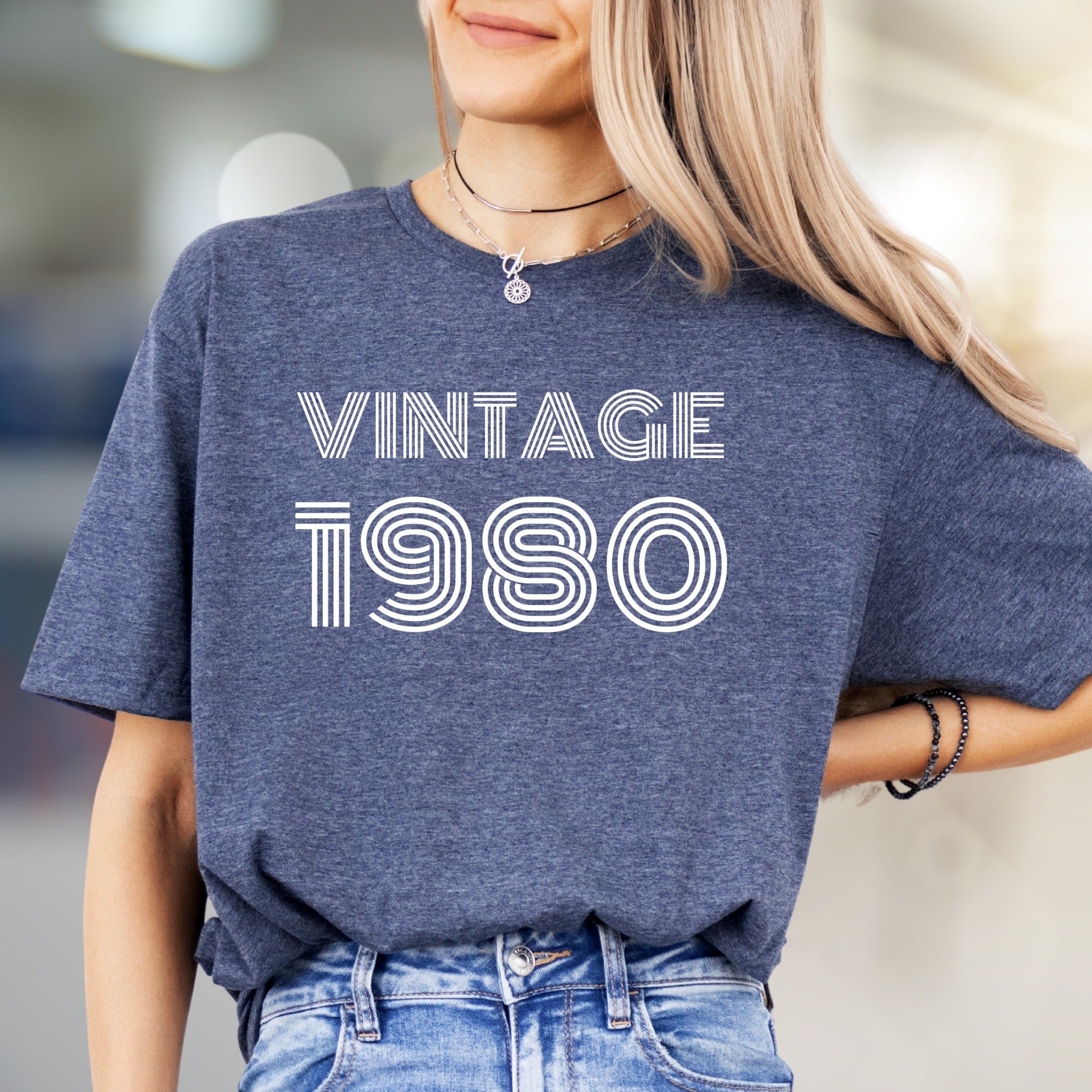 "VINTAGE 1980" Retro Birthday Graphic Tee, a Nostalgic Pick for Enthusiasts
