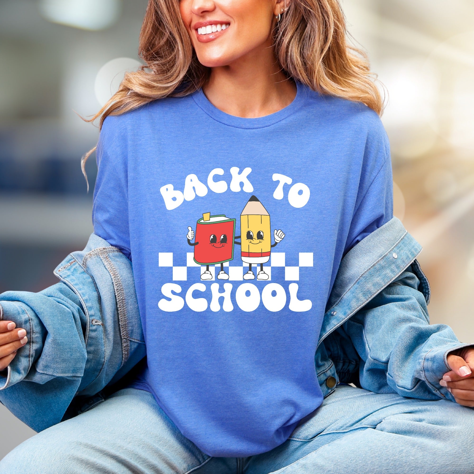 "Back To School" Retro Graphic Tee, a Nostalgic Pick for Students & Teachers