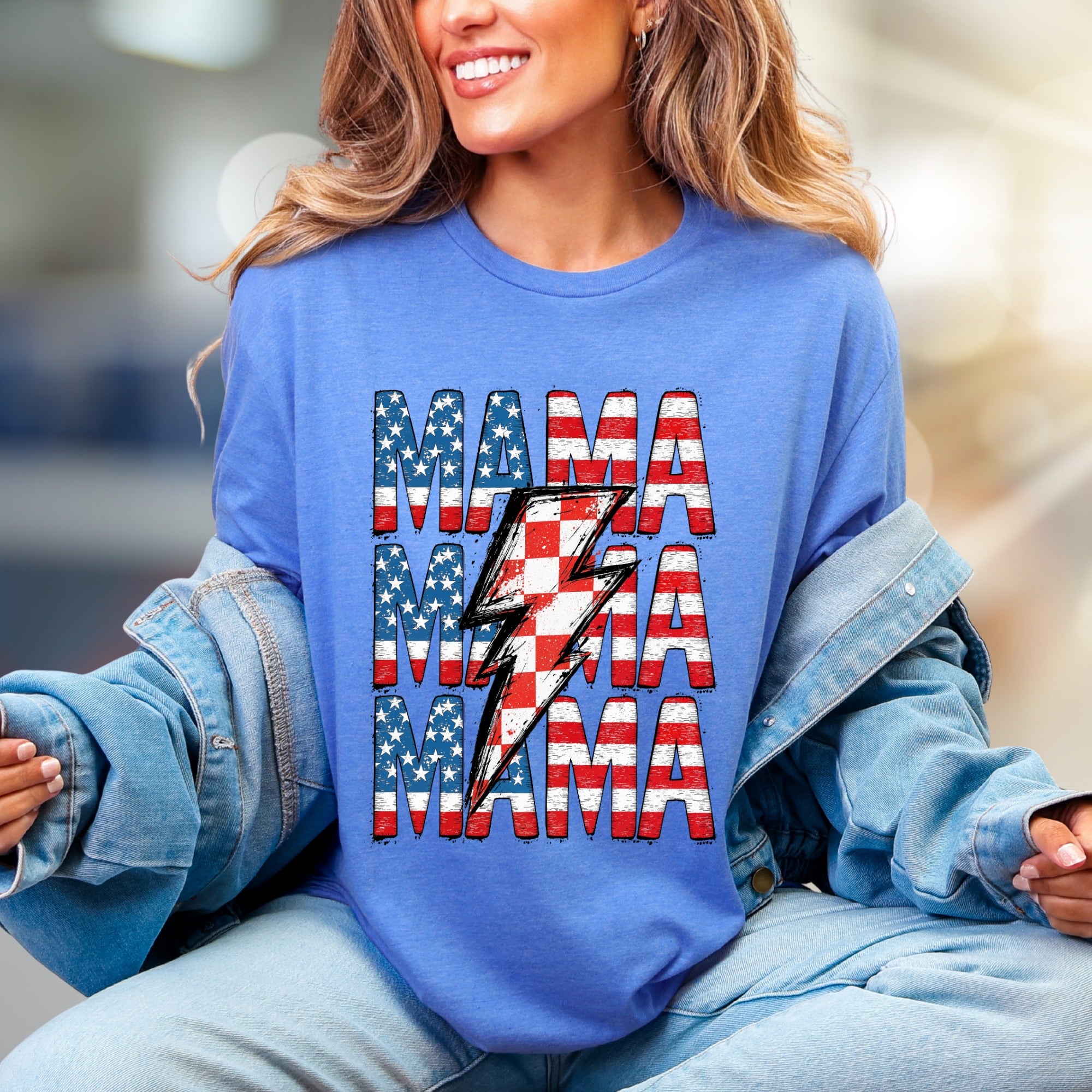 "MAMA" American Flag Lightning Bolt Graphic Tee, a Patriotic Pick for Proud Moms